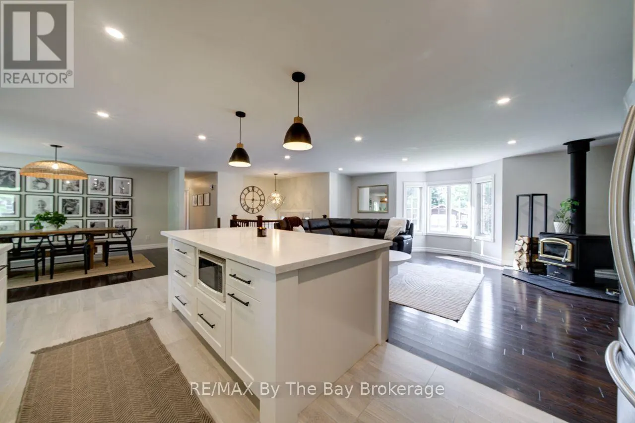 29 DOWNER CRESCENT