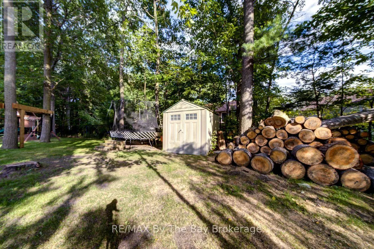 29 DOWNER CRESCENT