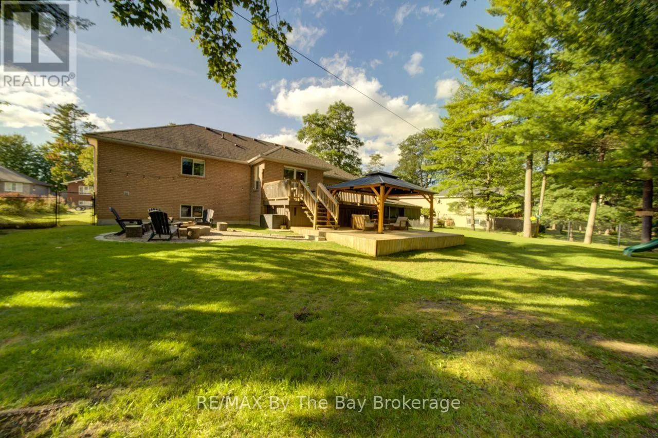 29 DOWNER CRESCENT