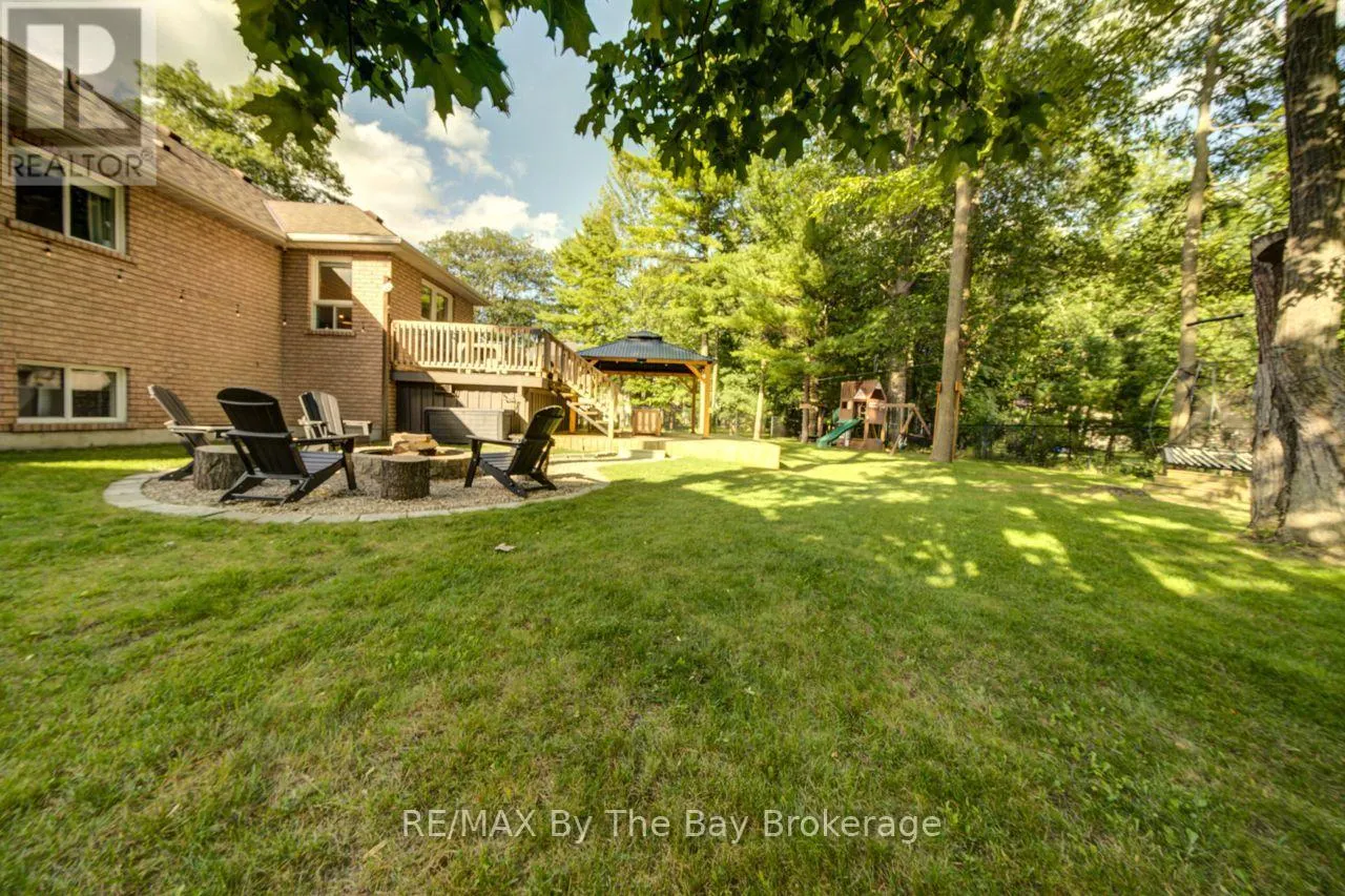 29 DOWNER CRESCENT