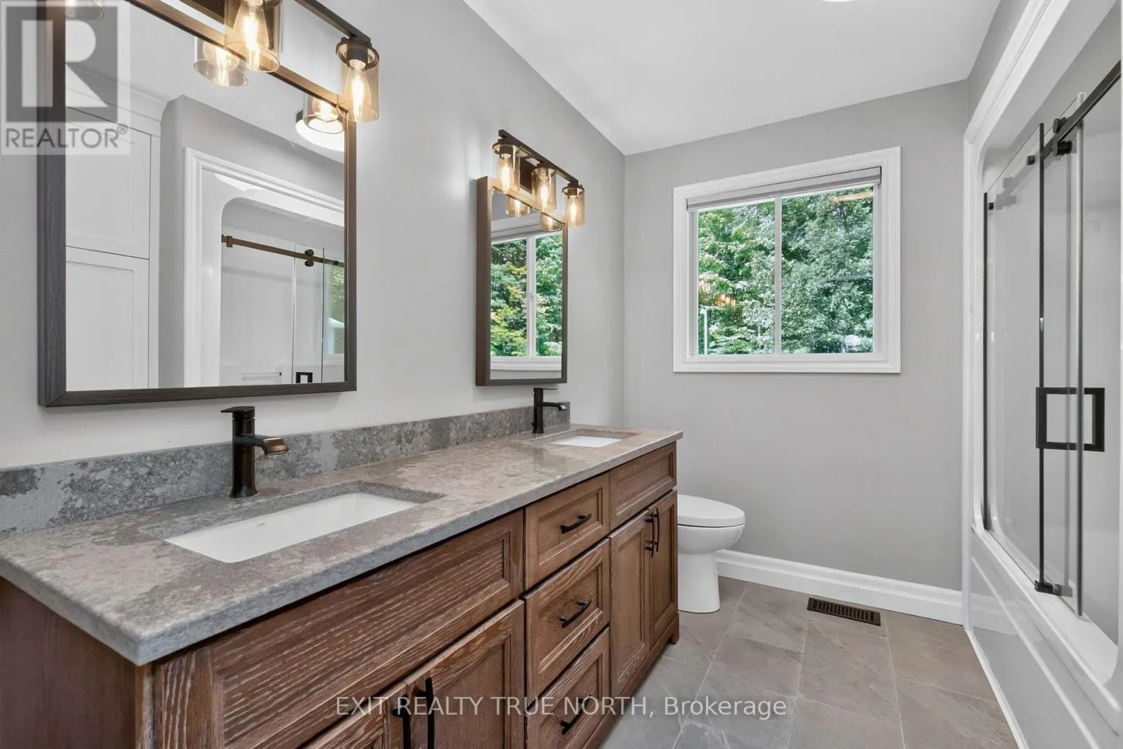 460 CONCESSION RD 13 E