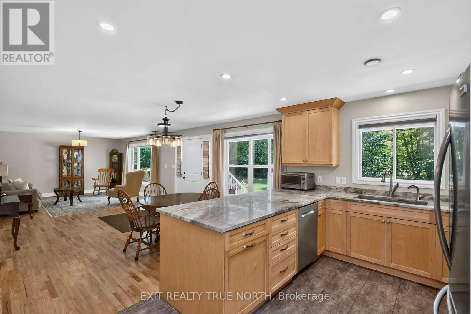 460 CONCESSION RD 13 E