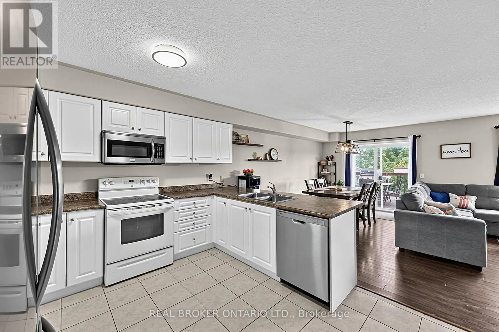 65 PEARL DRIVE