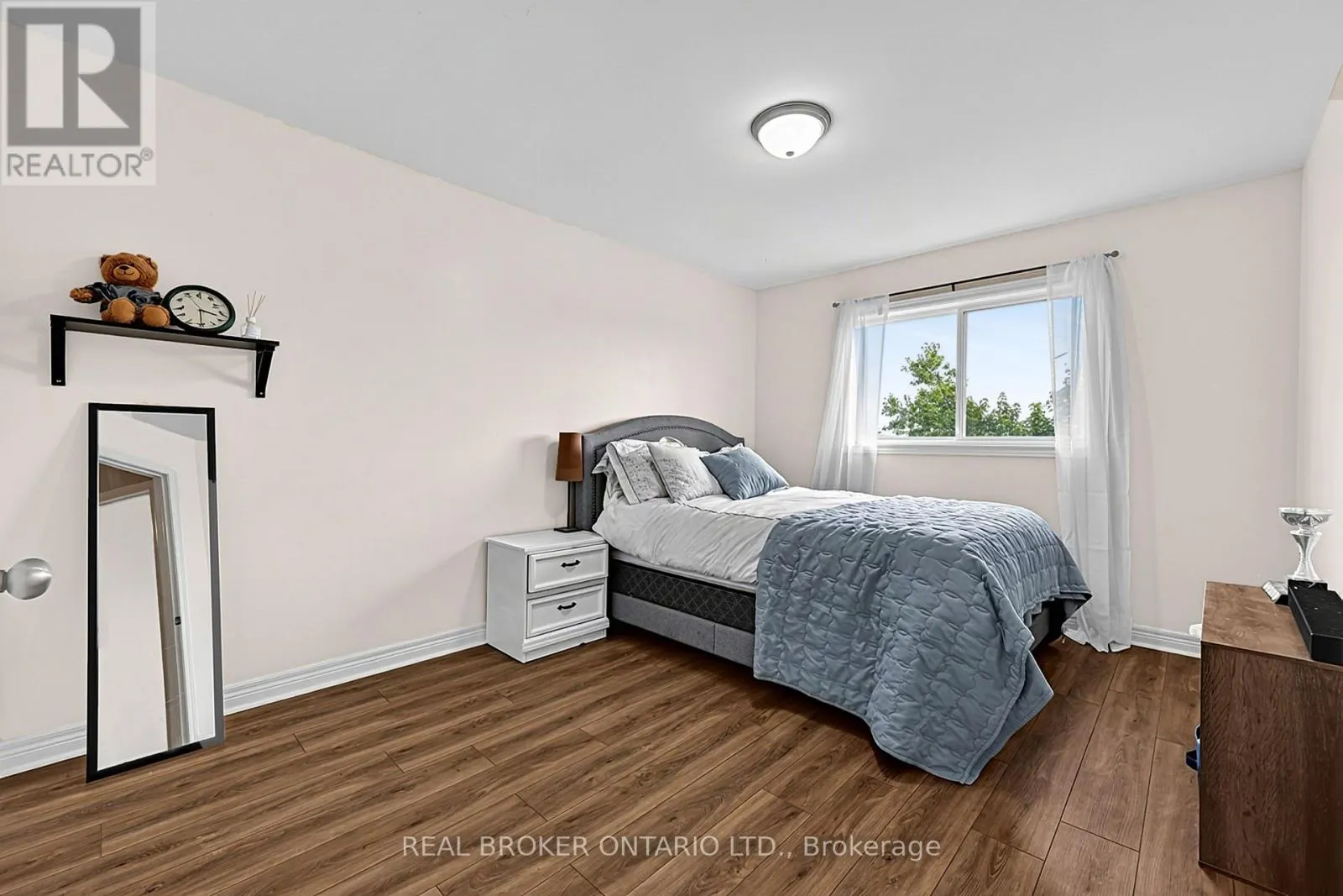 65 PEARL DRIVE