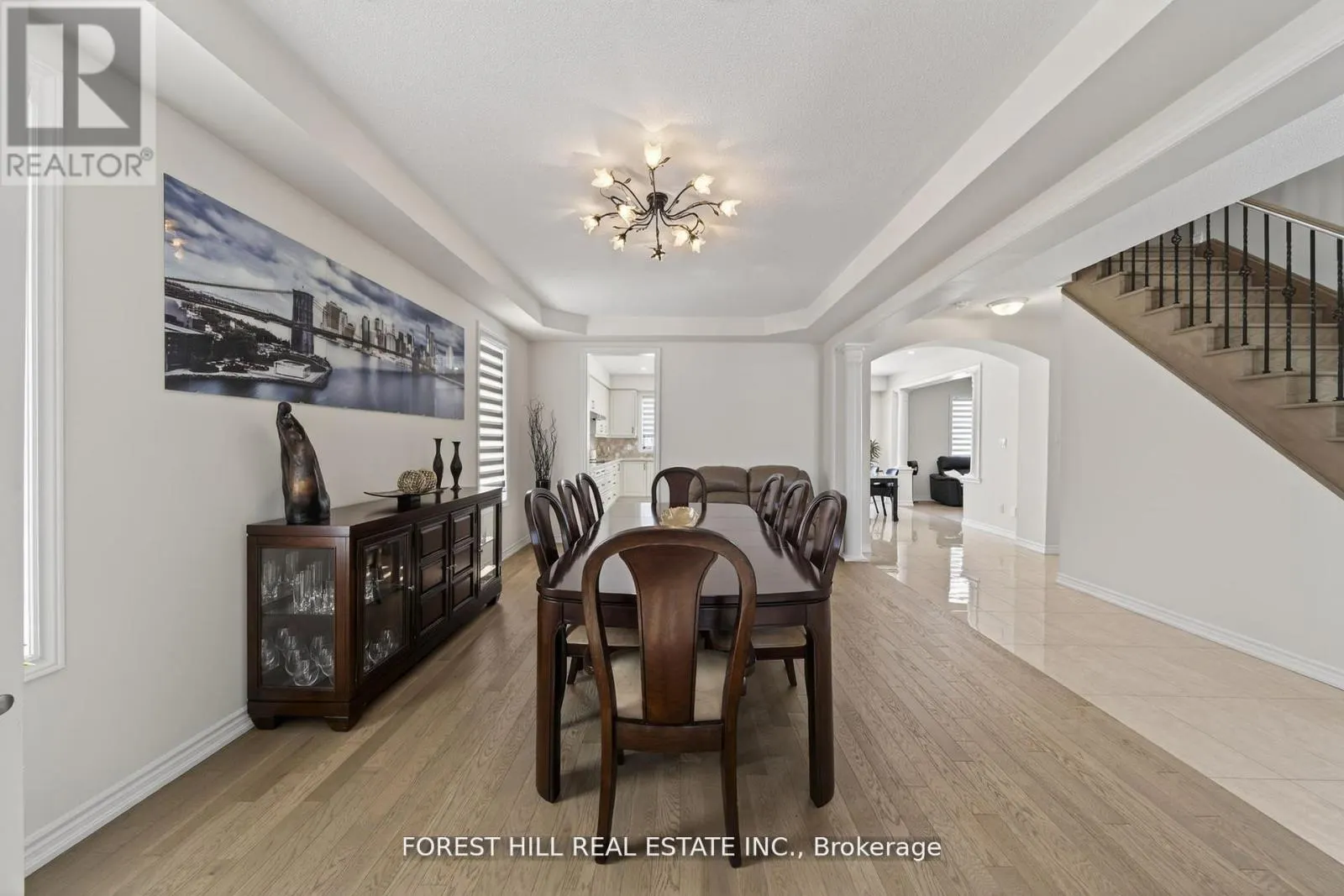 37 RUGMAN CRESCENT