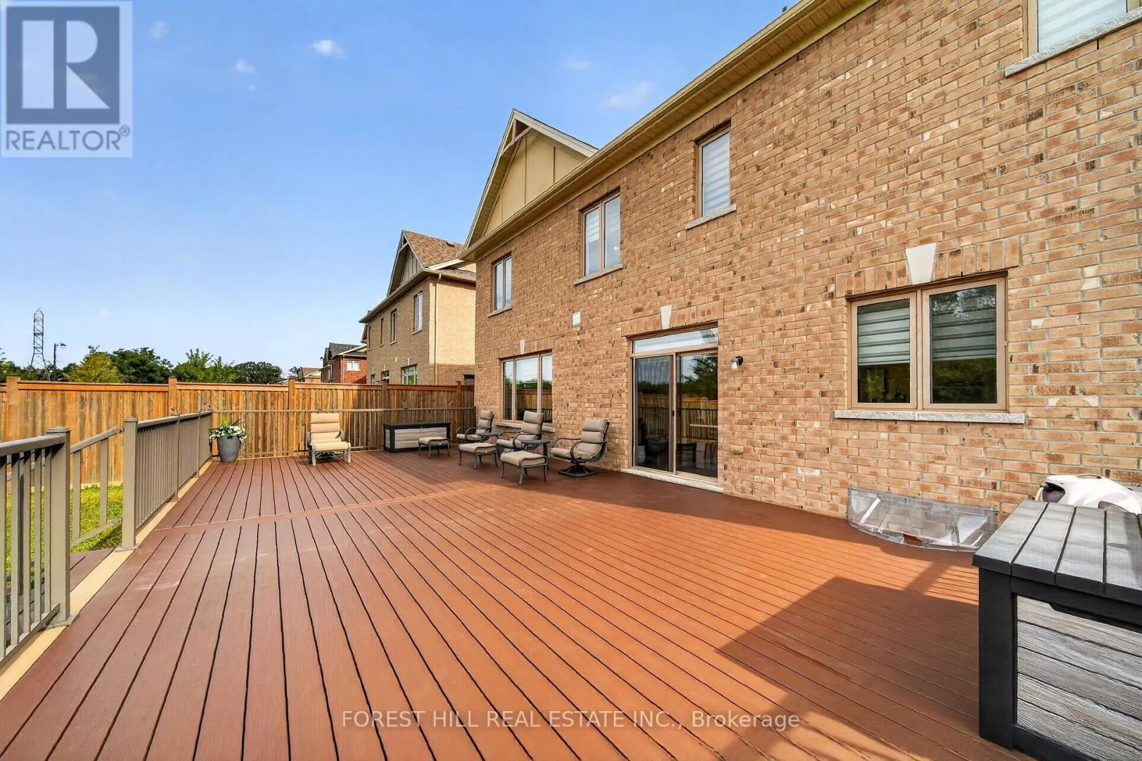 37 RUGMAN CRESCENT