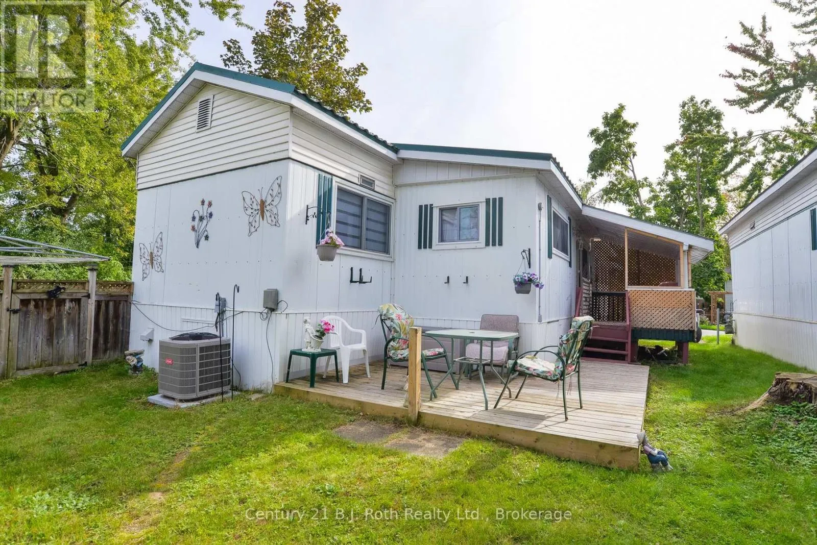 33 - 580 WEST STREET S #33