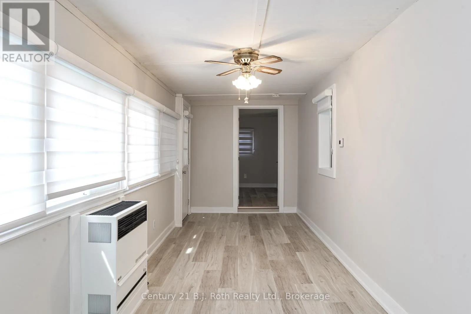 33 - 580 WEST STREET S #33