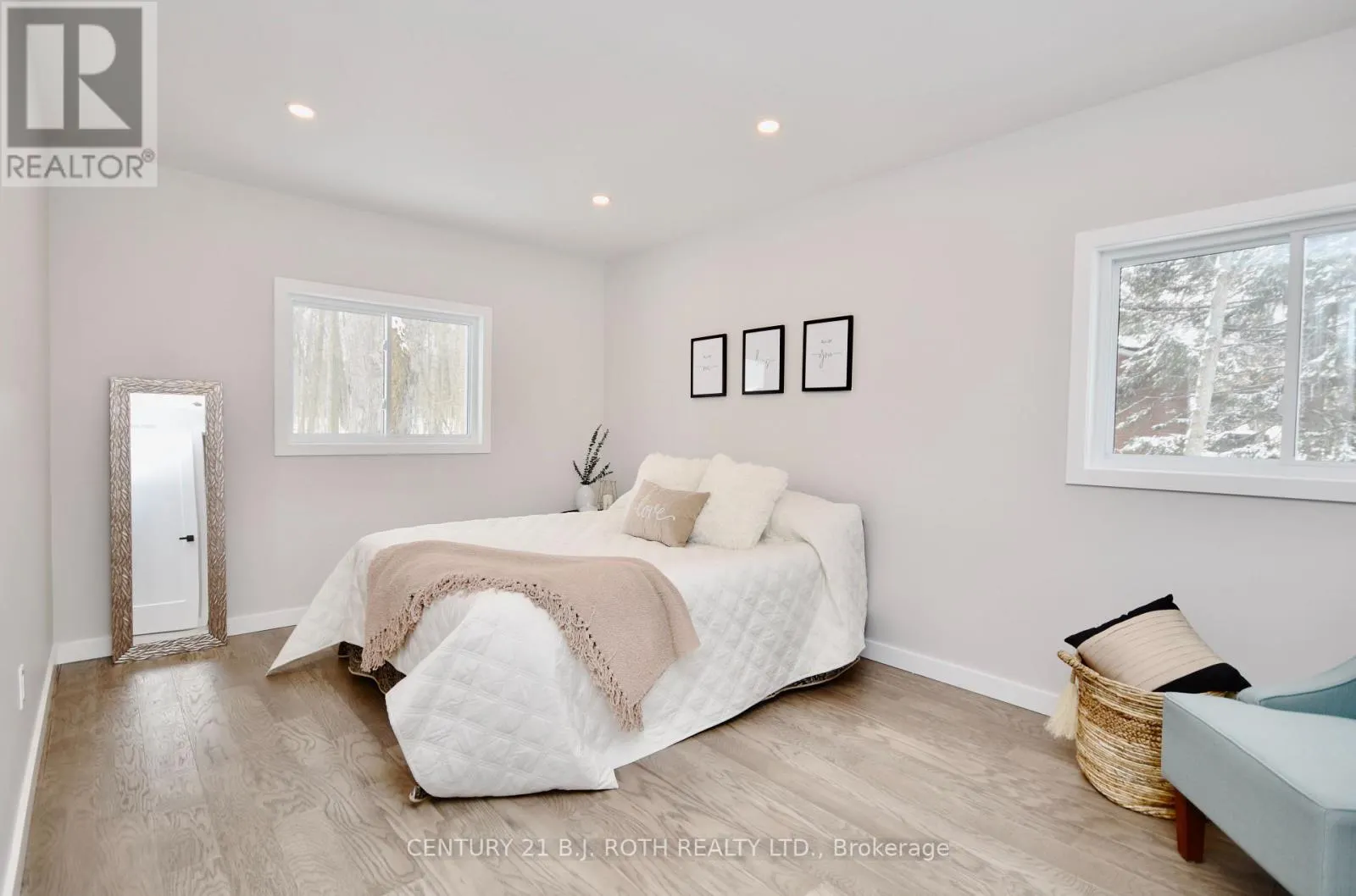 263 ROBINS POINT ROAD