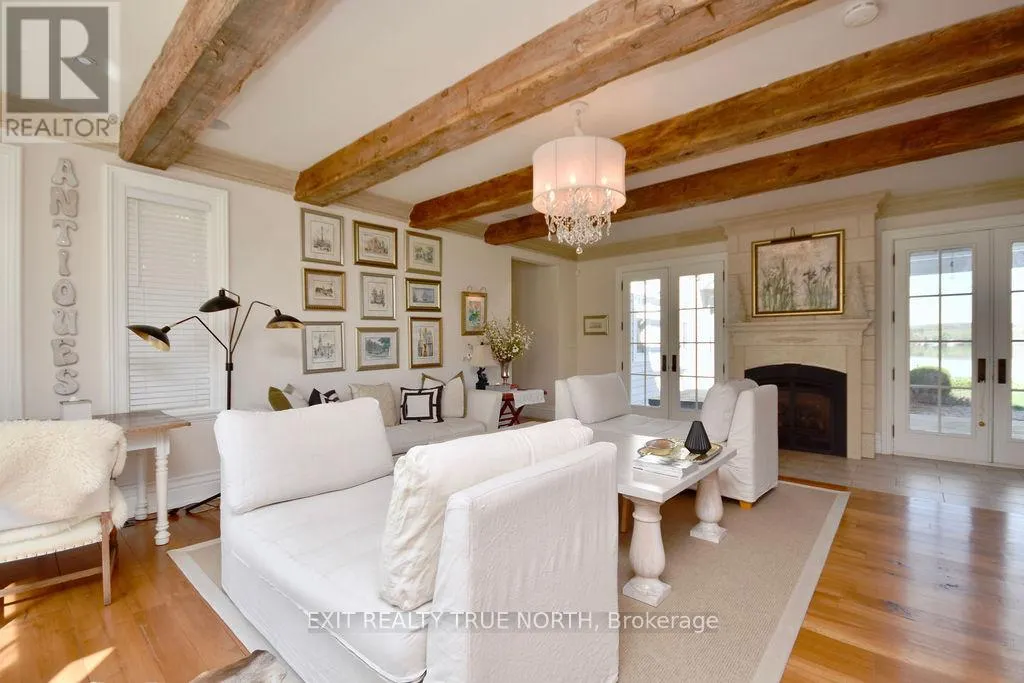 3021 SANDY BEND
