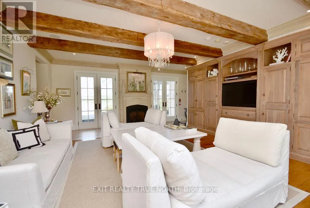 3021 SANDY BEND