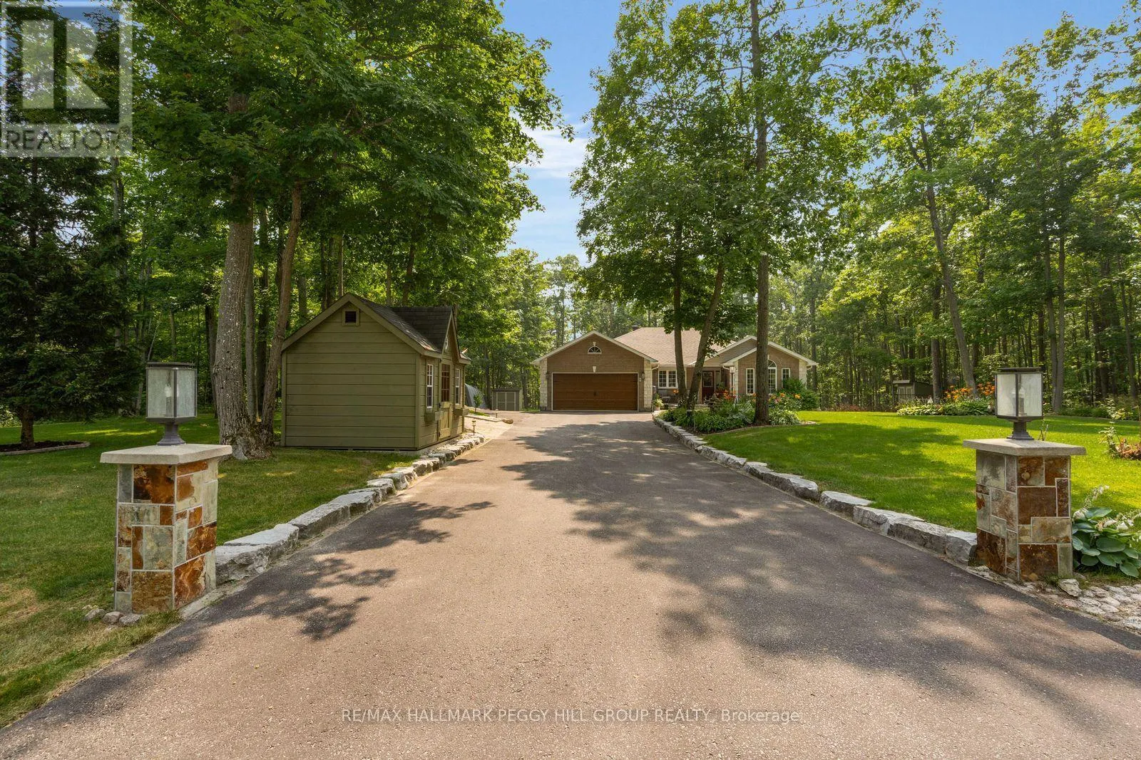 6 MAPLEHILL DRIVE
