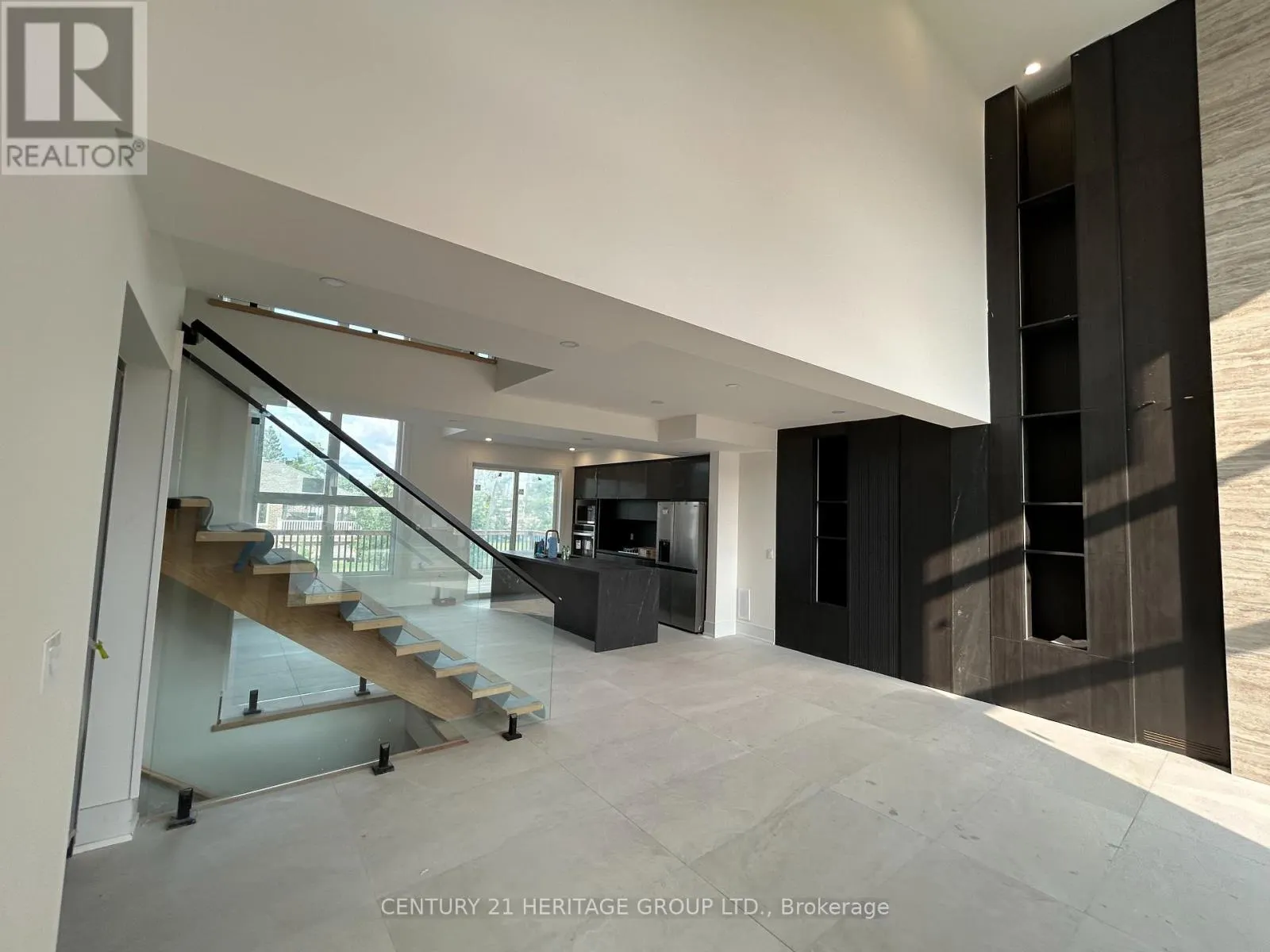 3717 LAKEPOINT DRIVE