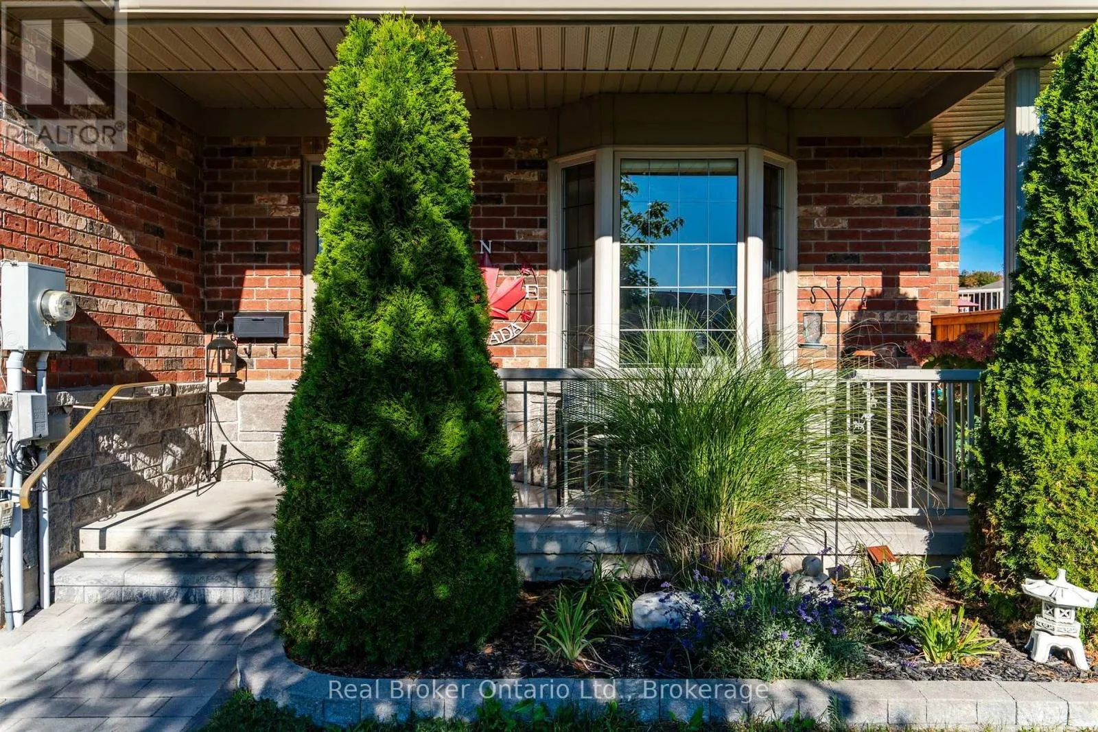 438 SHEWFELT CRESCENT