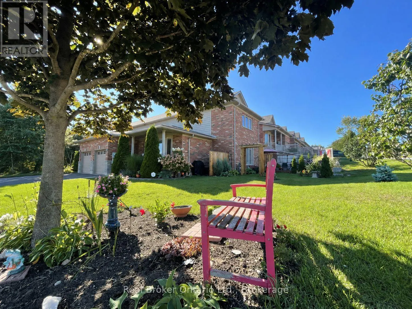 438 SHEWFELT CRESCENT