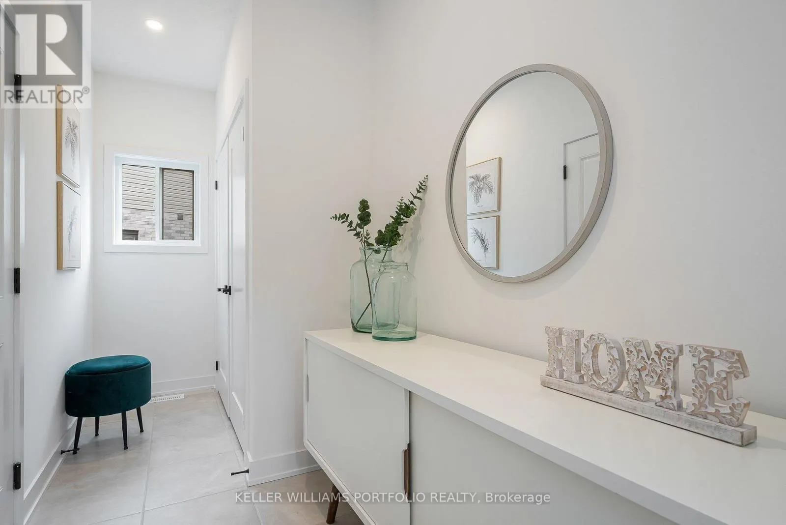 51 MAIDENS CRESCENT