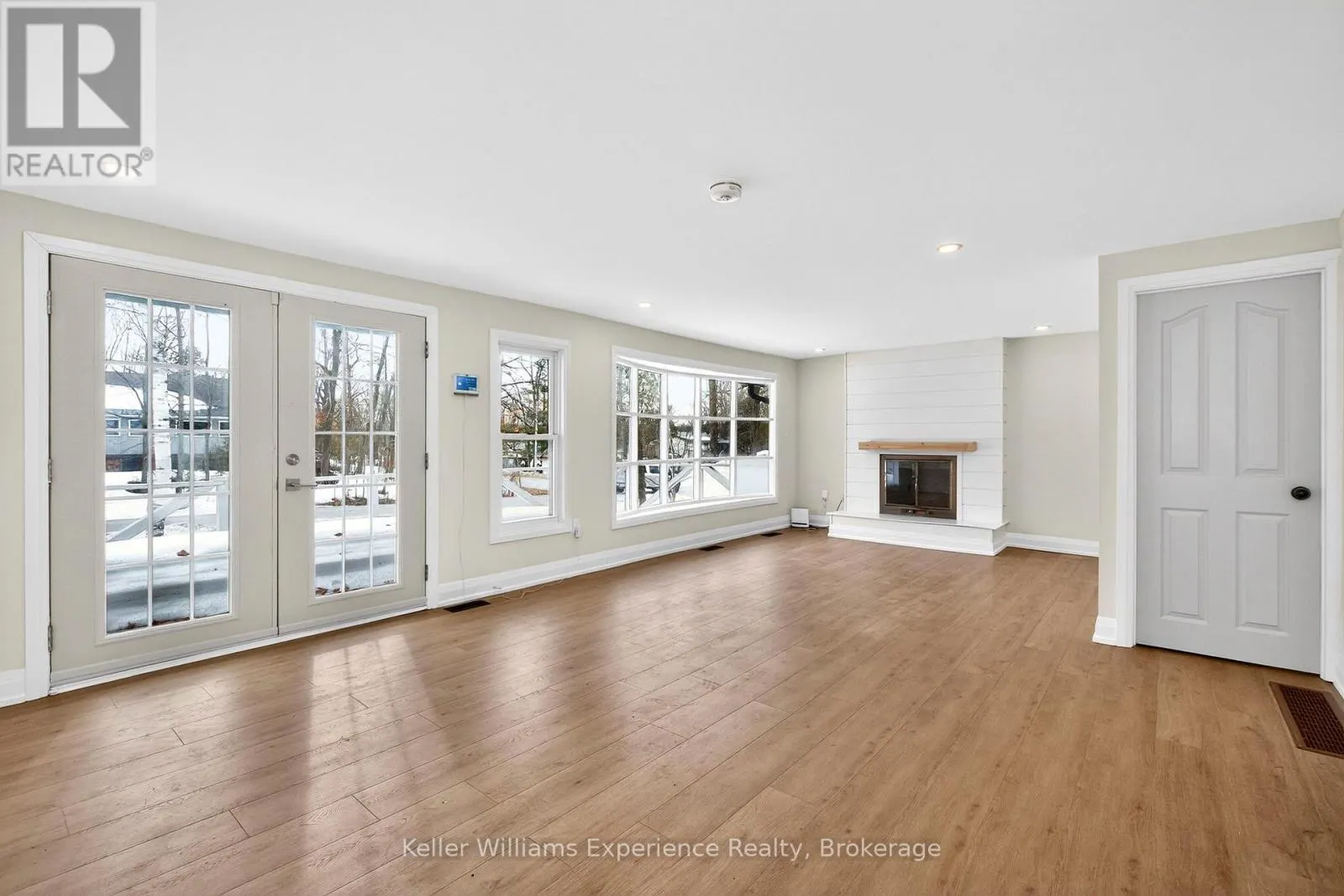 29 NIDA DRIVE