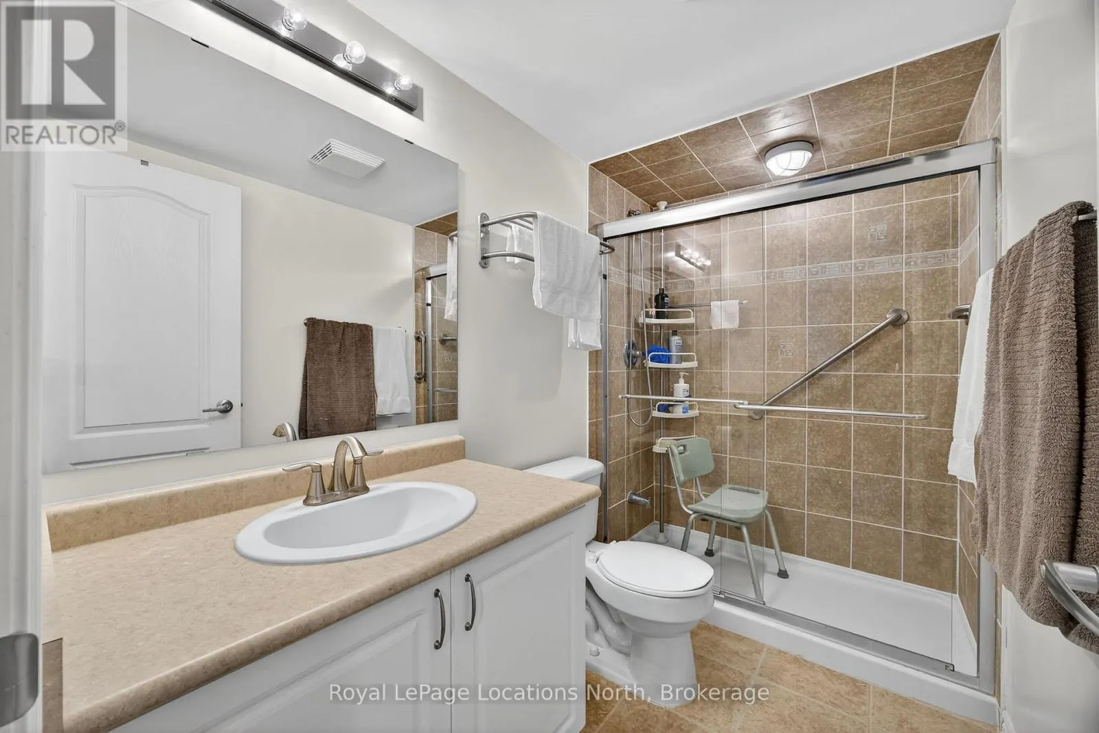 205 - 40 MULLIGAN LANE #205