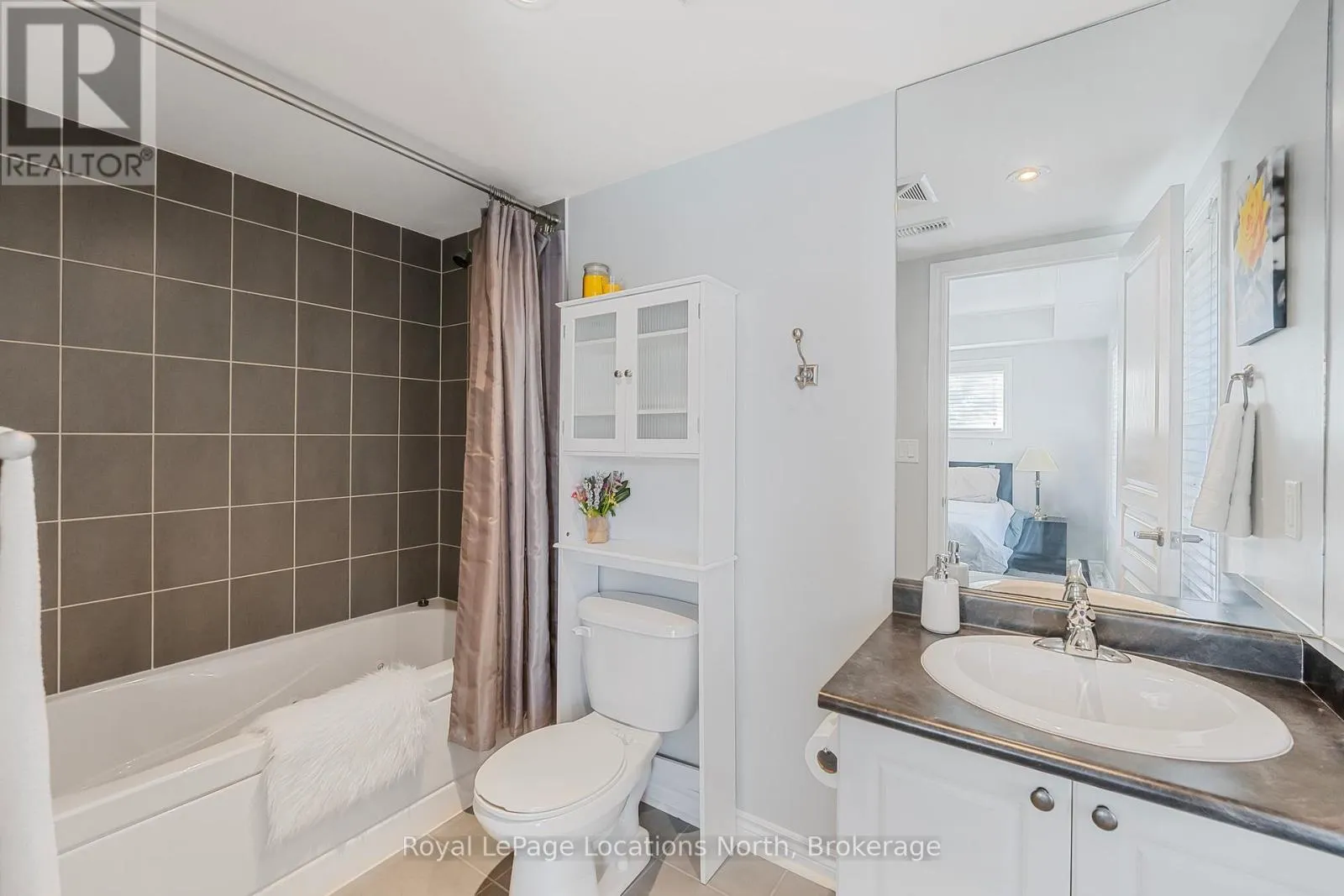 201 - 4 BRANDY LANE DRIVE #201