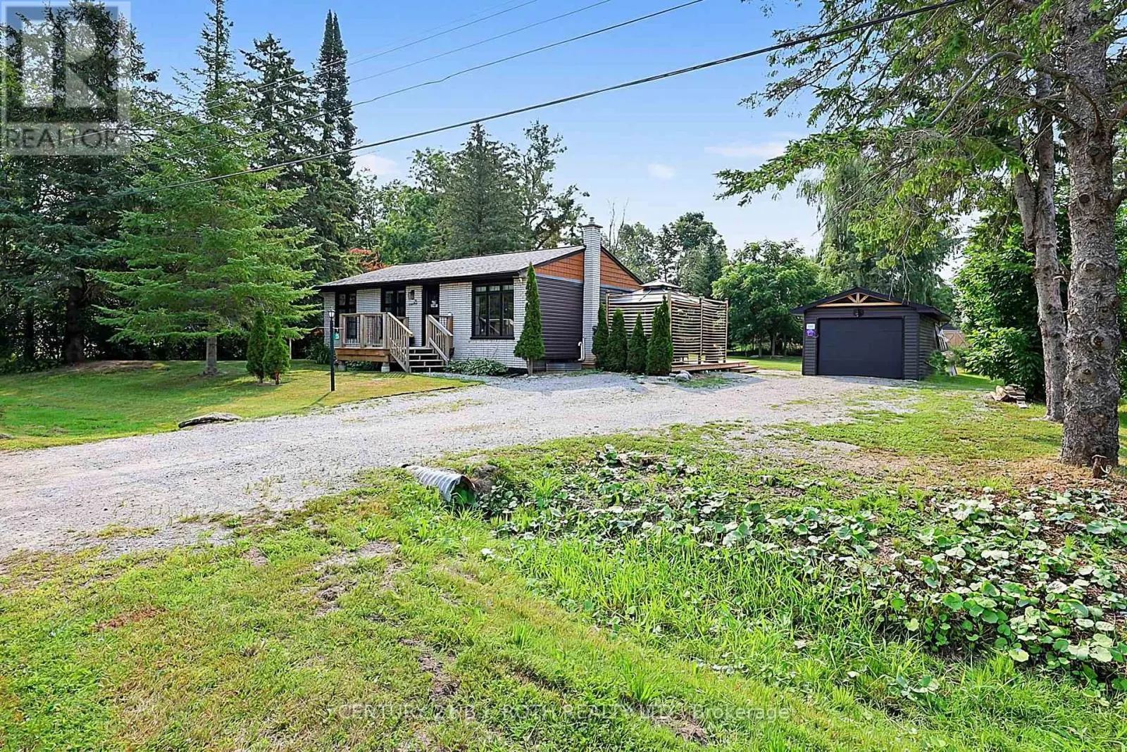 25 GLENGROVE AVENUE