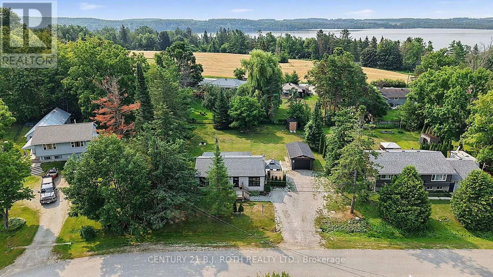 25 GLENGROVE AVENUE