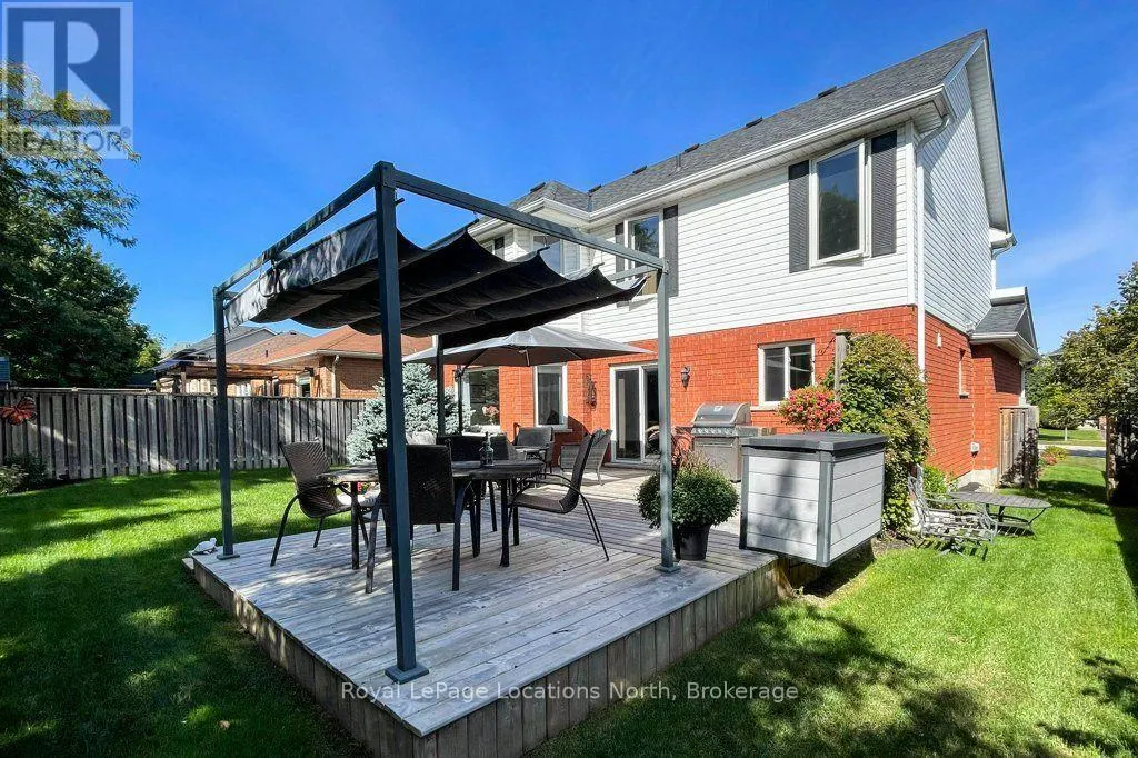 61 MARINA CRESCENT