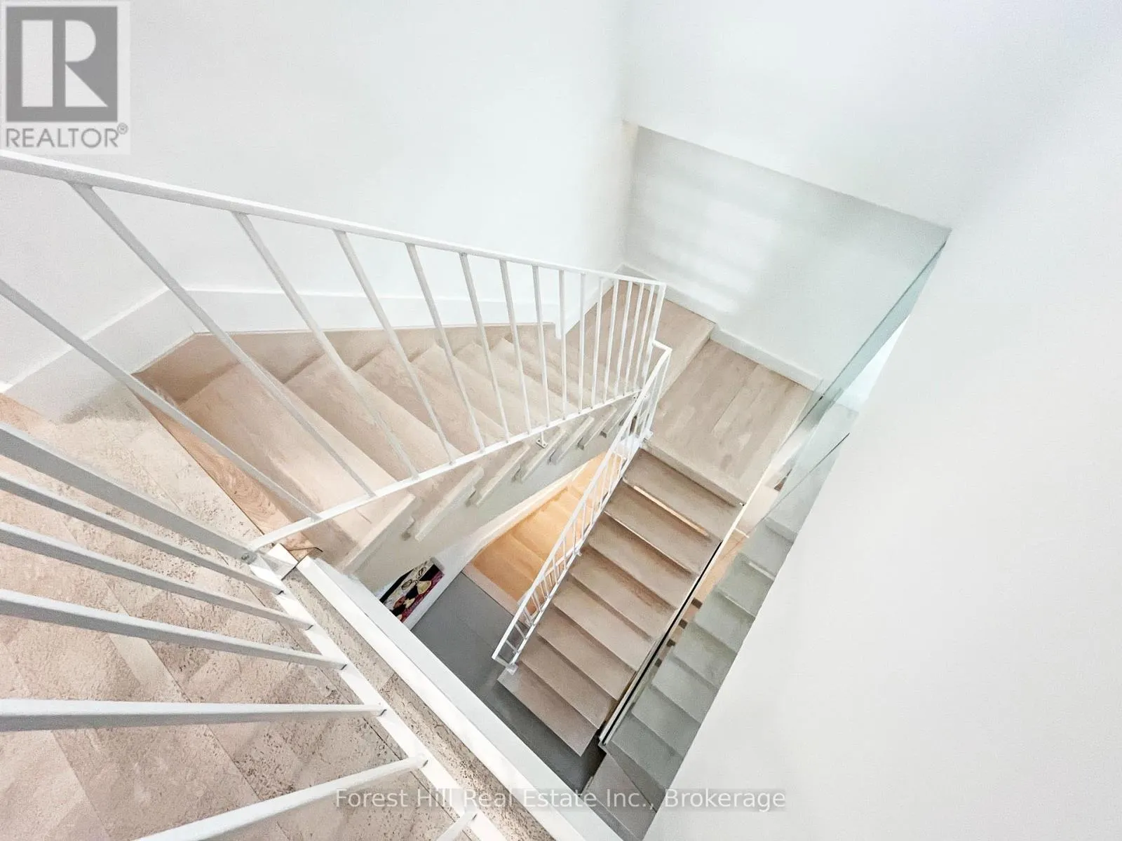 275 SAINT PAUL STREET