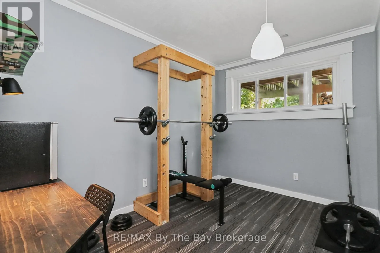 2 RED OAK DRIVE
