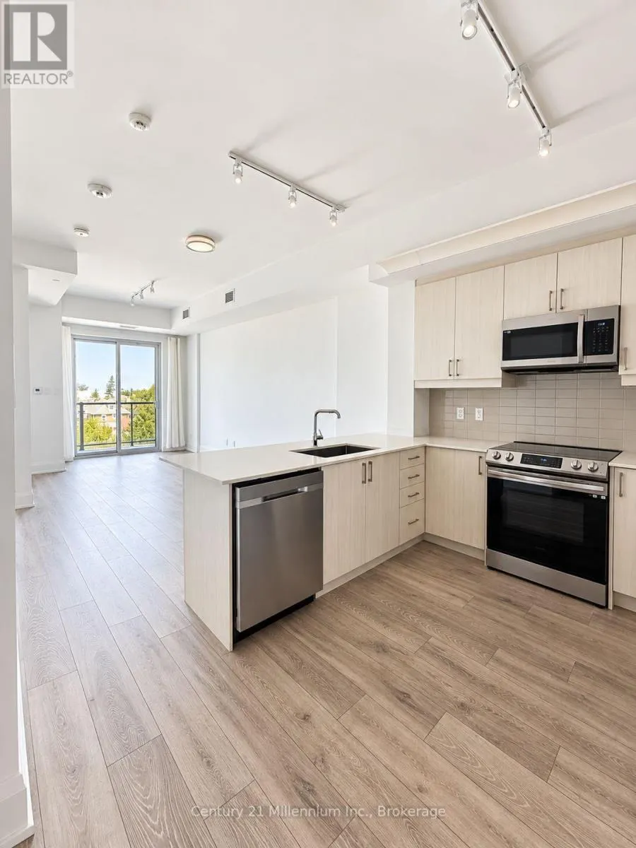 402 - 1 HUME STREET #402