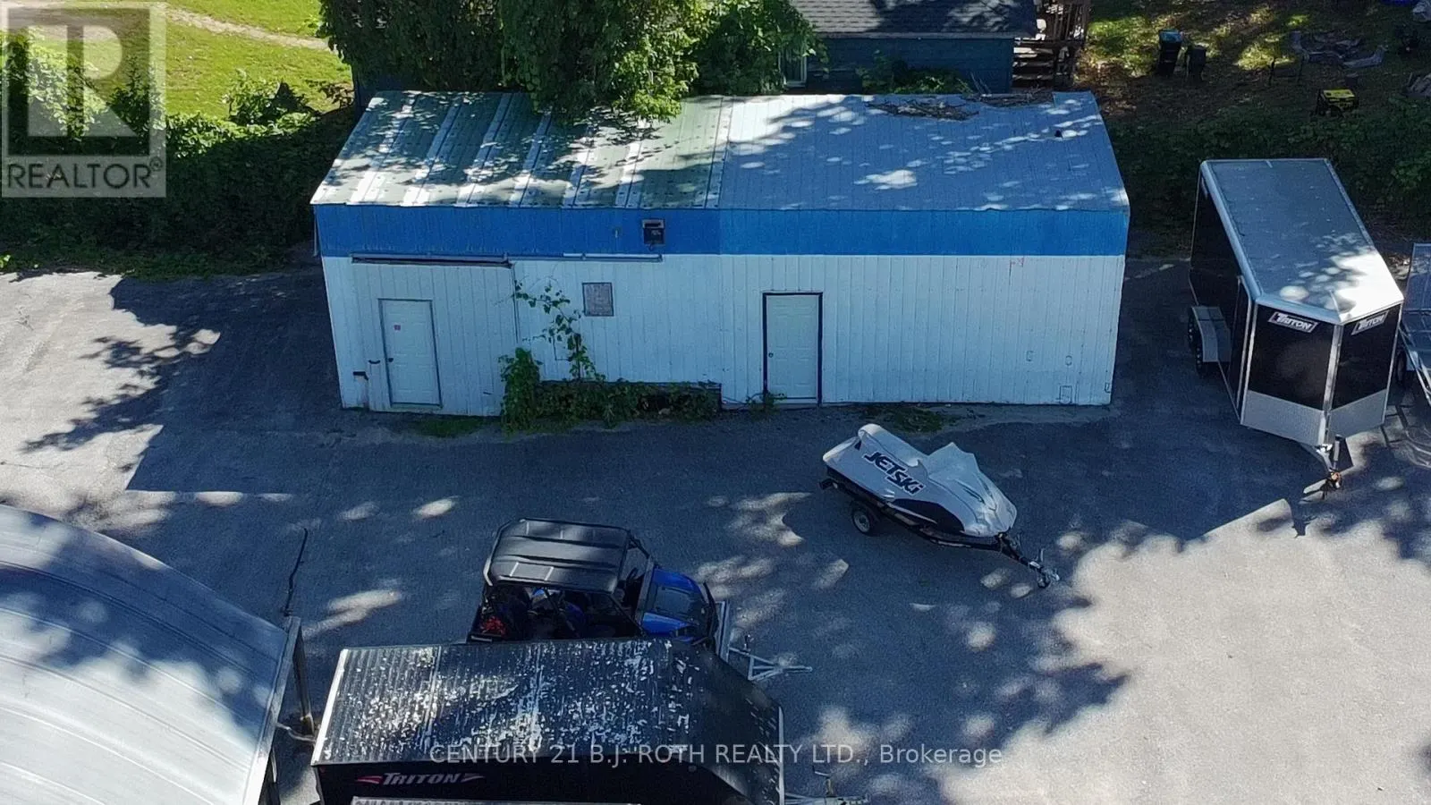 3363 BUENA VISTA DRIVE