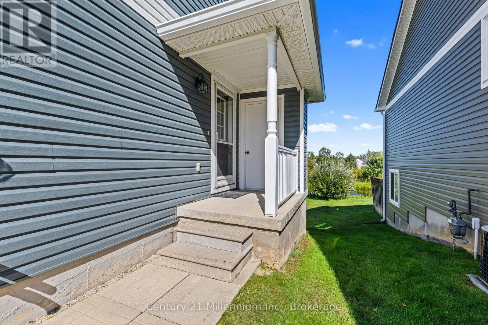 75 GREEN BRIAR DRIVE