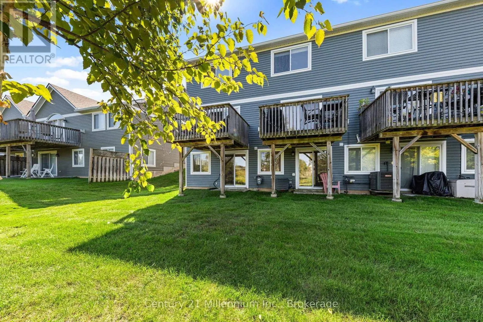75 GREEN BRIAR DRIVE