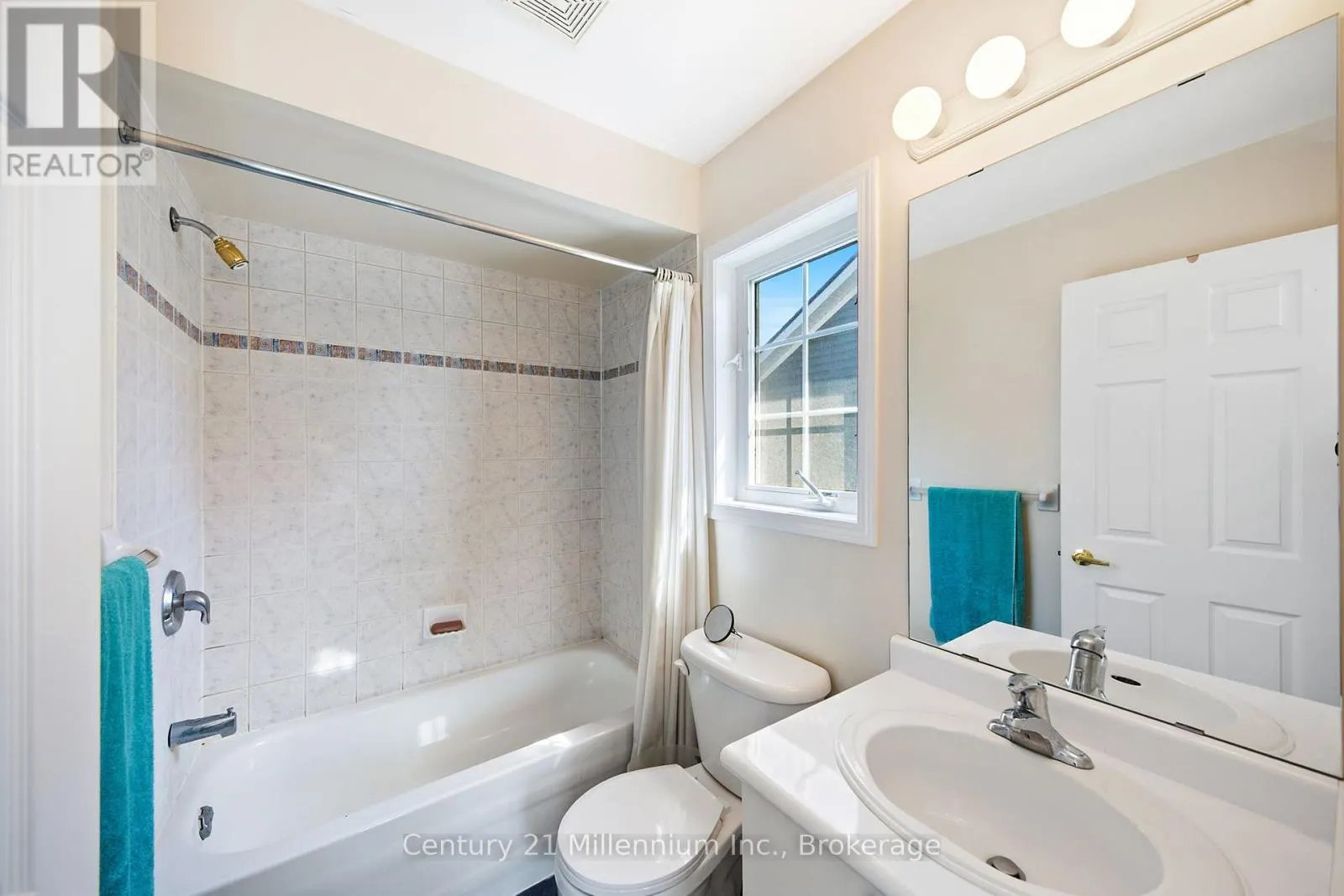 75 GREEN BRIAR DRIVE