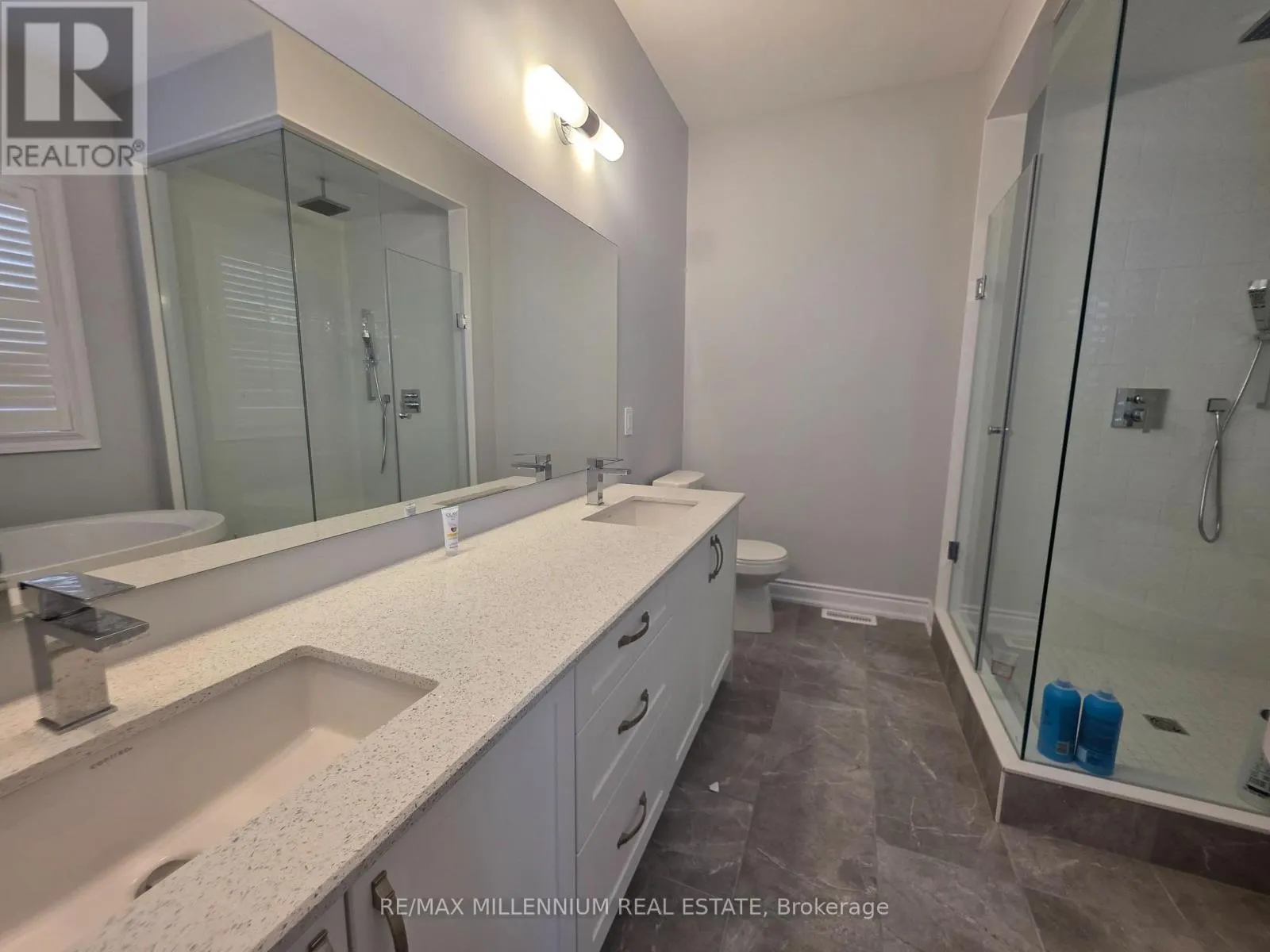 87 BEARBERRY ROAD E