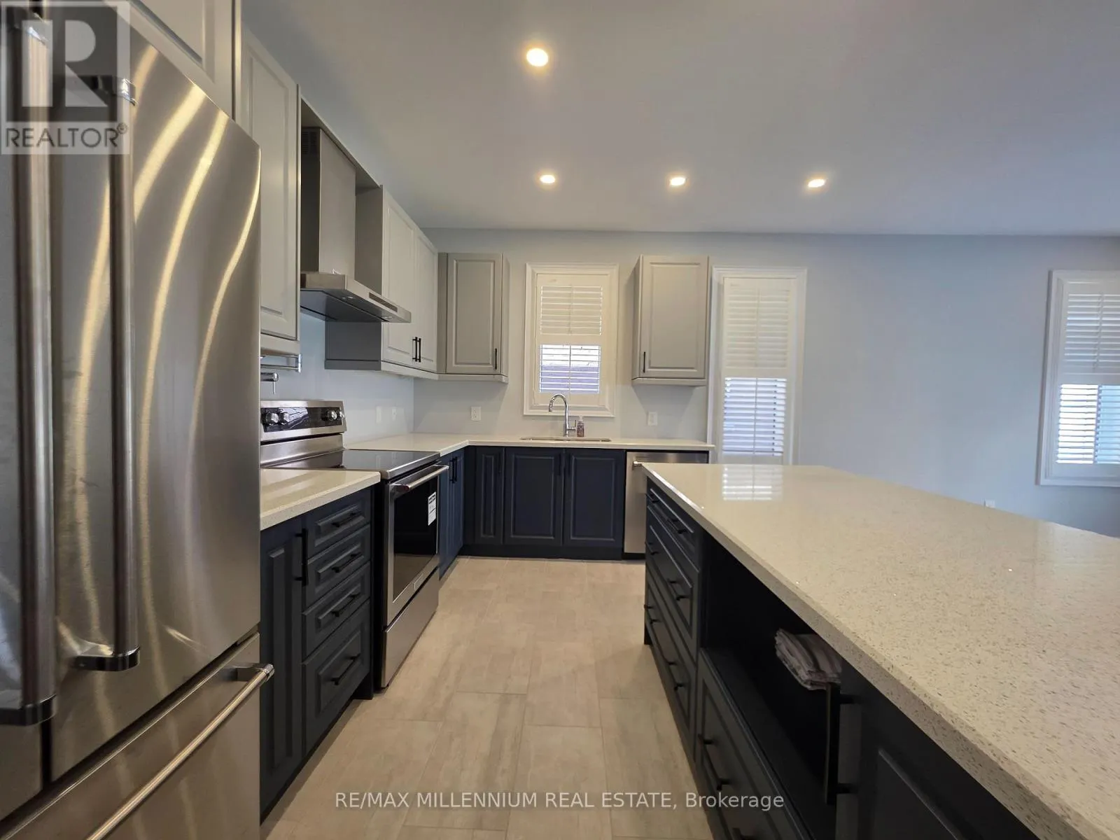 87 BEARBERRY ROAD E