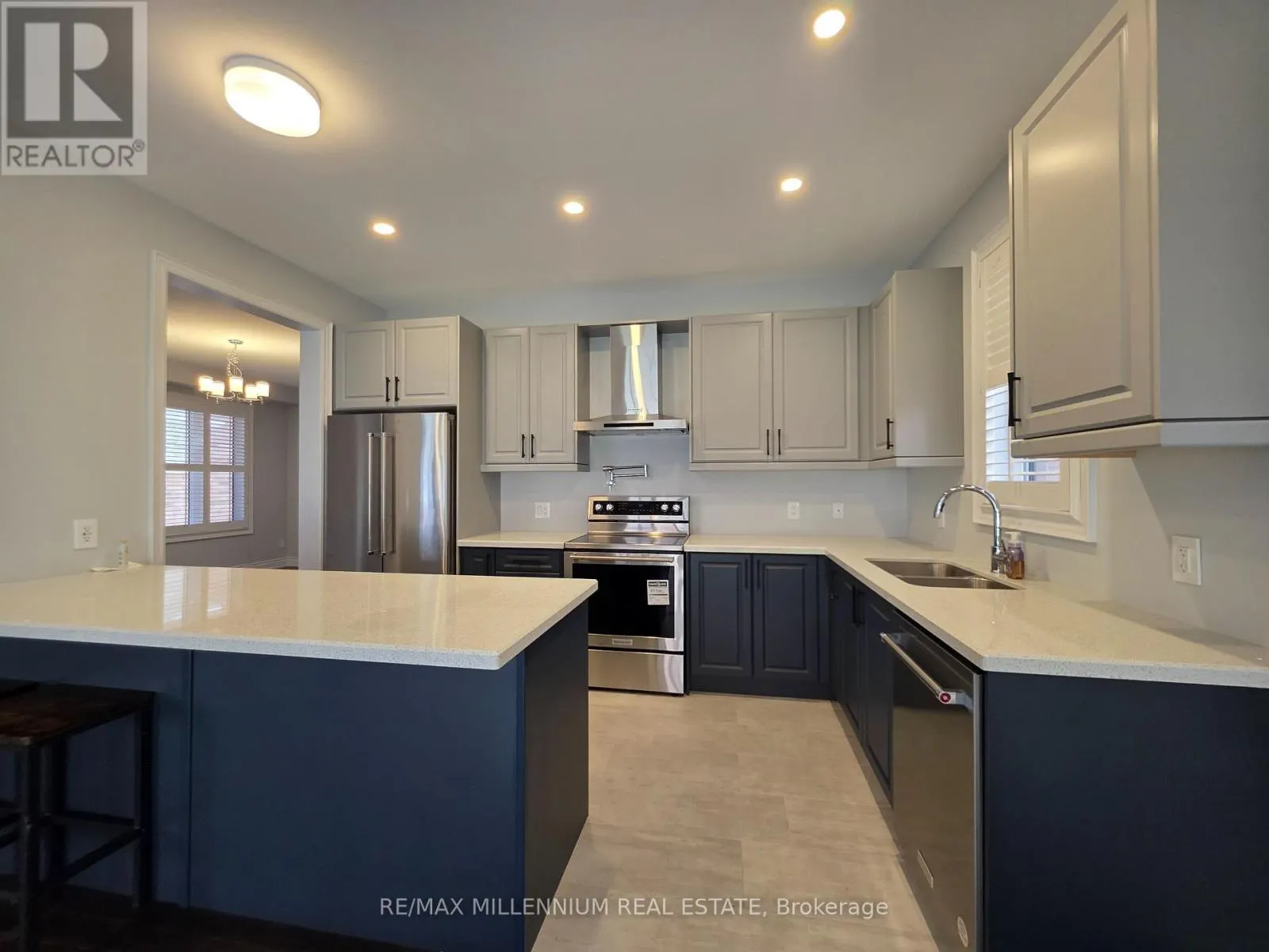 87 BEARBERRY ROAD E