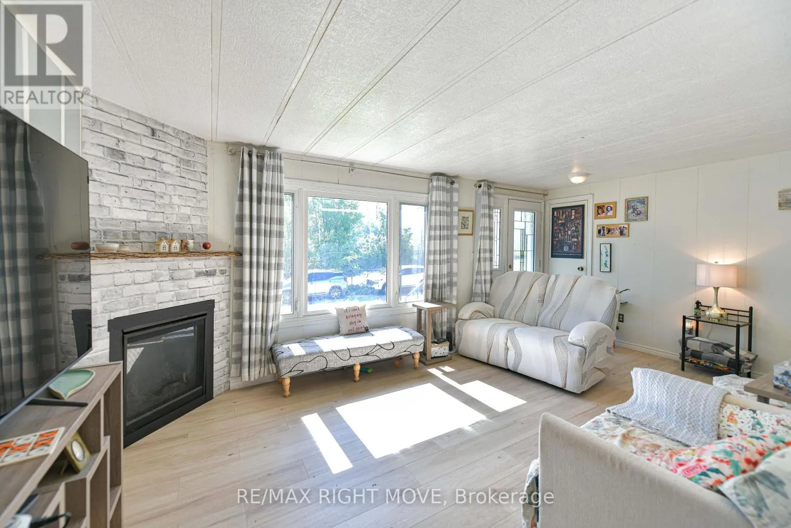 14 MUIR DRIVE