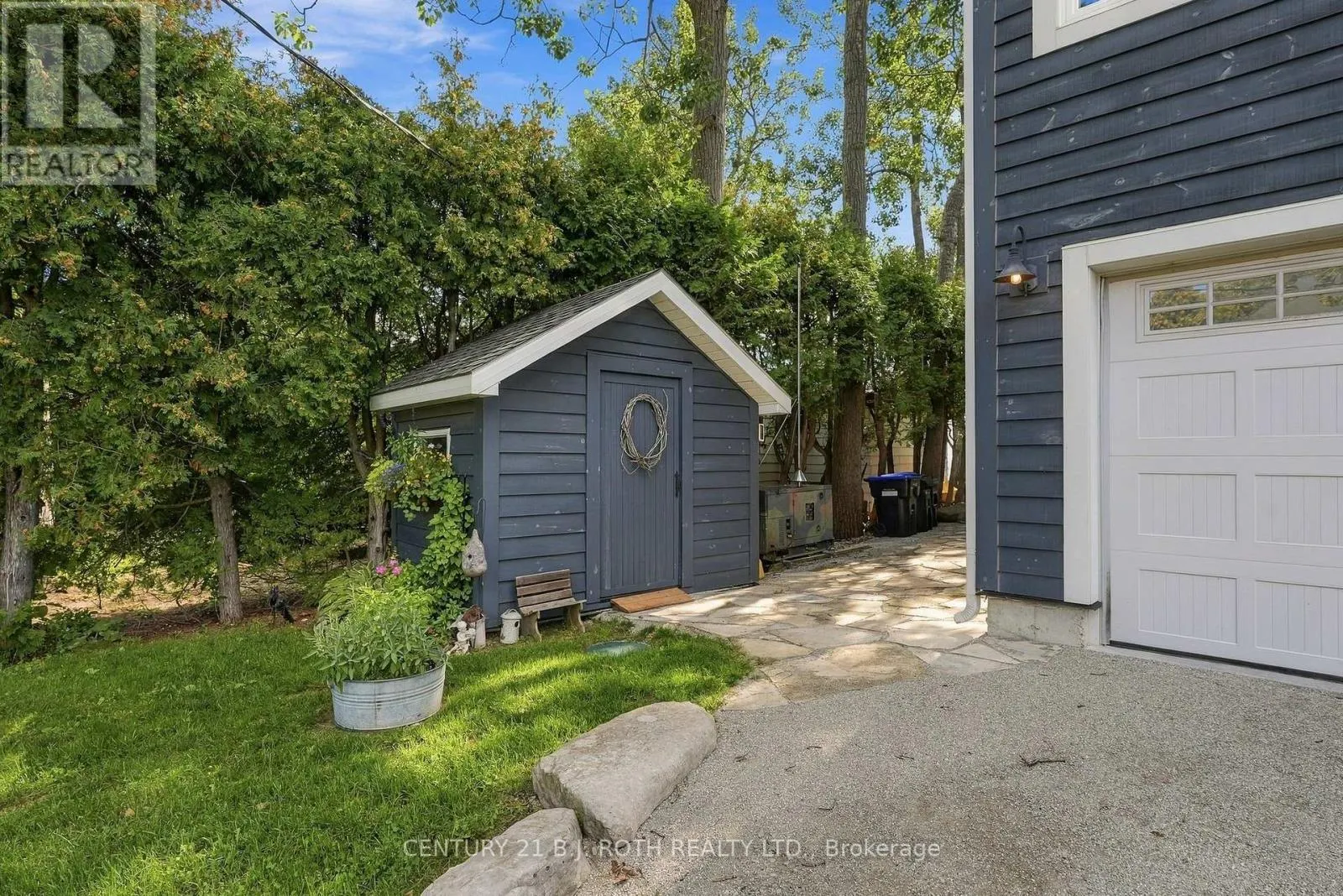 19 STANLEY AVENUE