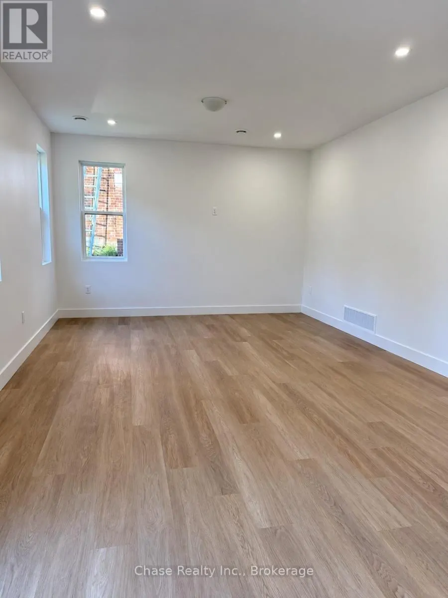 2 - 62 GRAY STREET #2