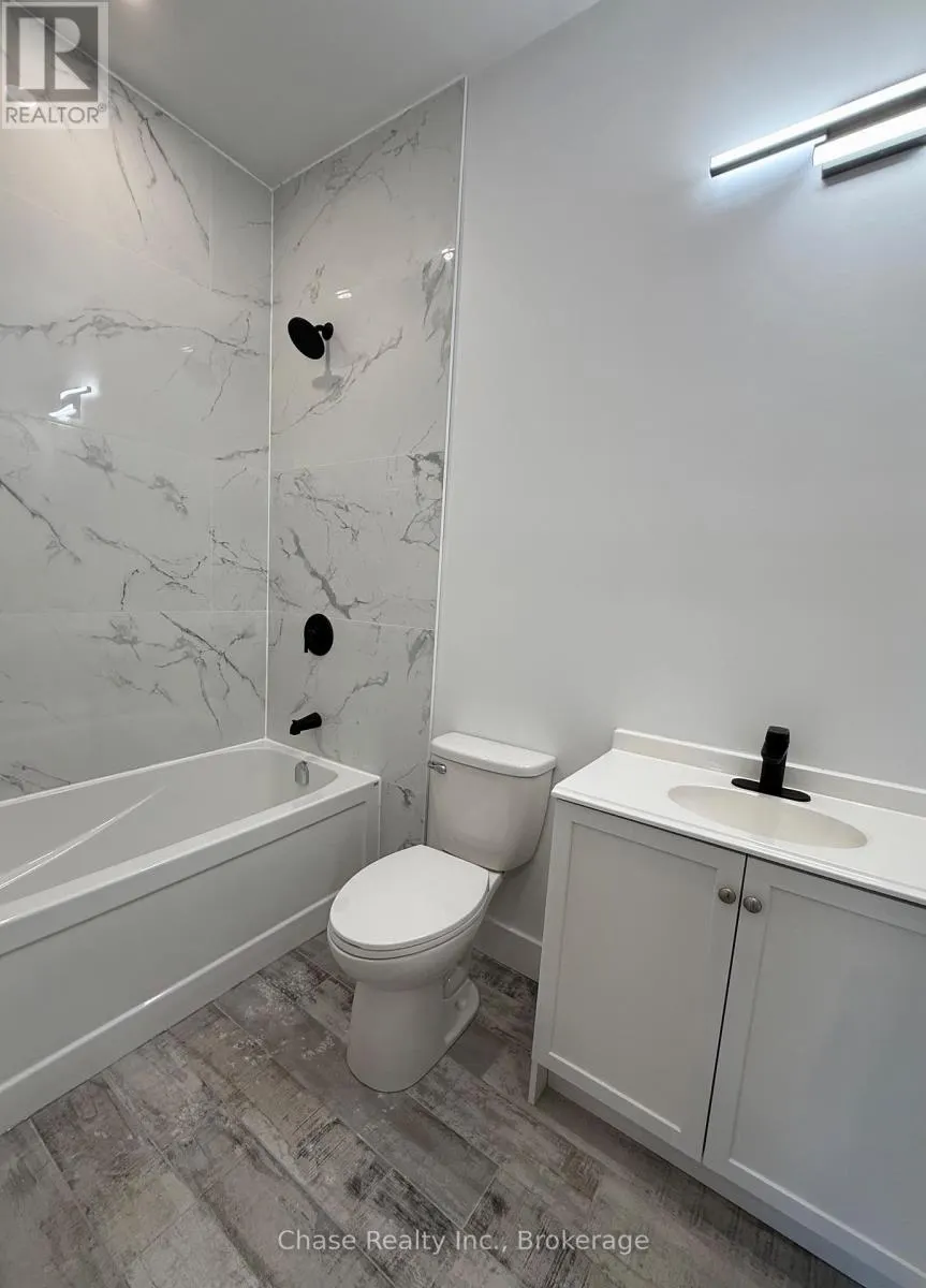 2 - 62 GRAY STREET #2