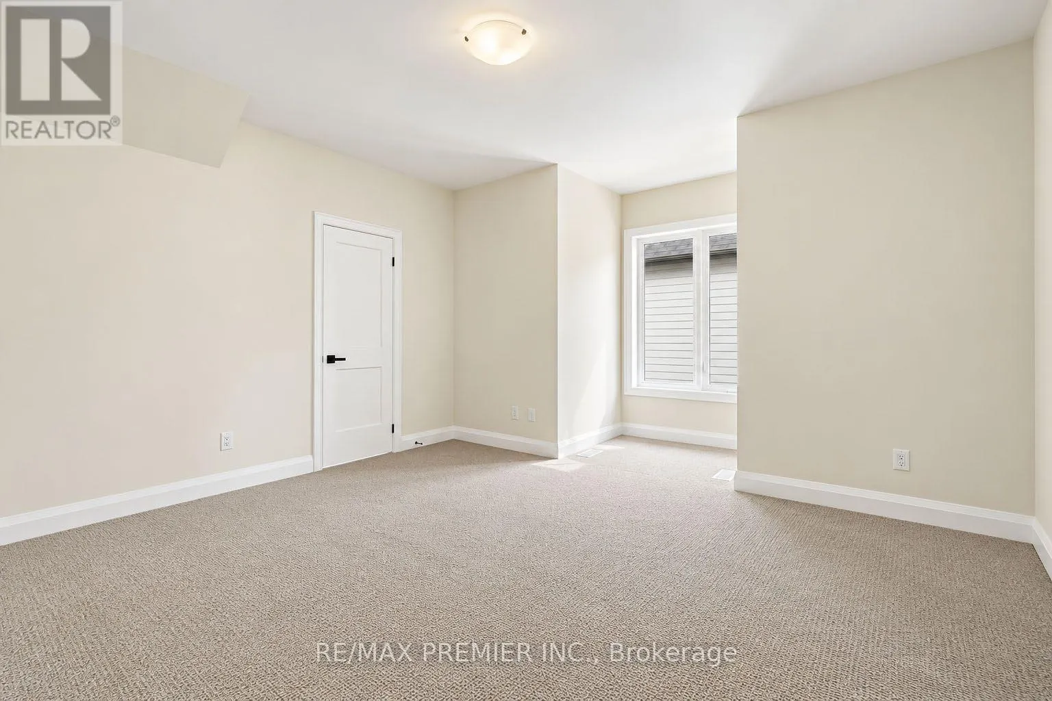 90 PEARSALL PLACE