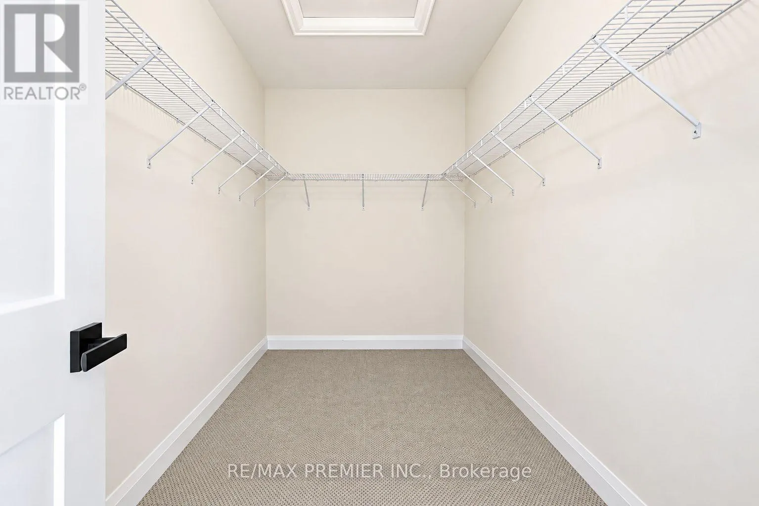 90 PEARSALL PLACE