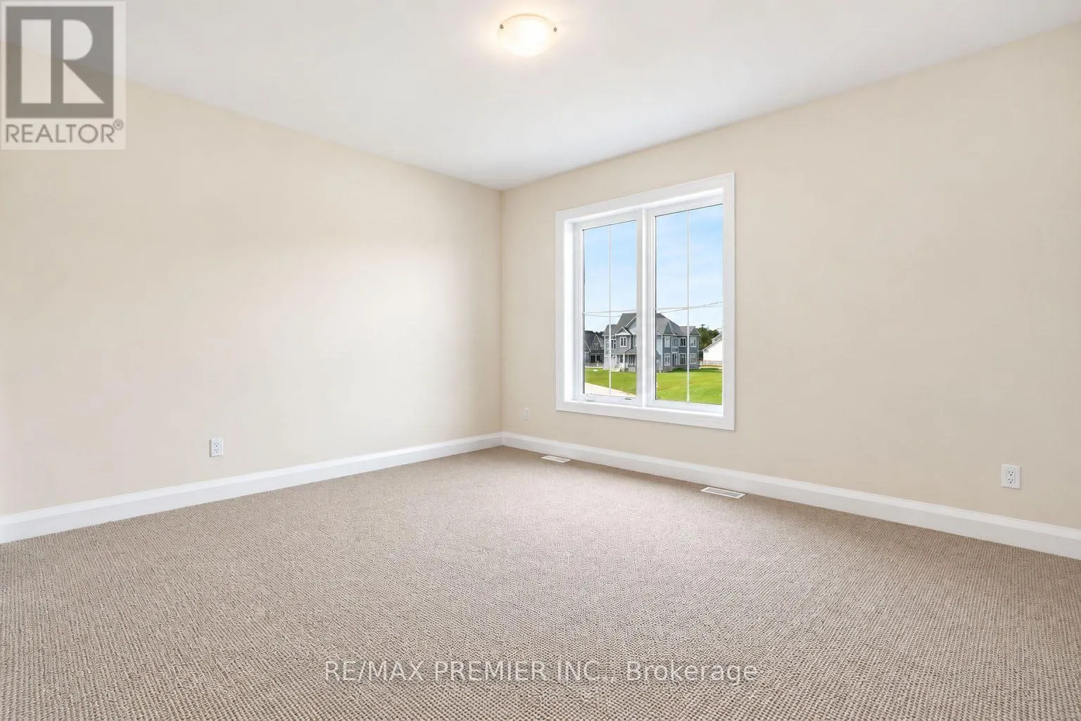 90 PEARSALL PLACE