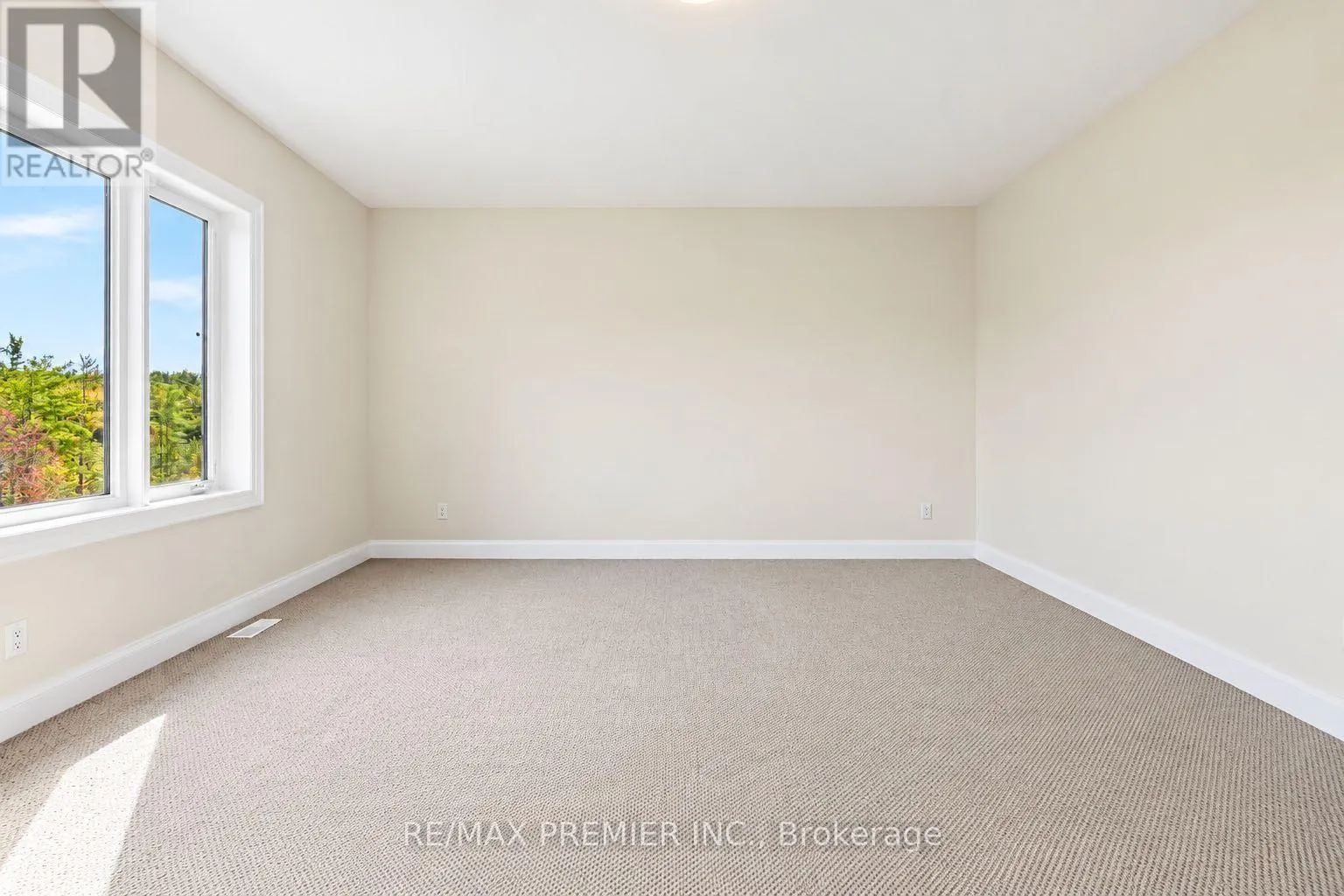 90 PEARSALL PLACE