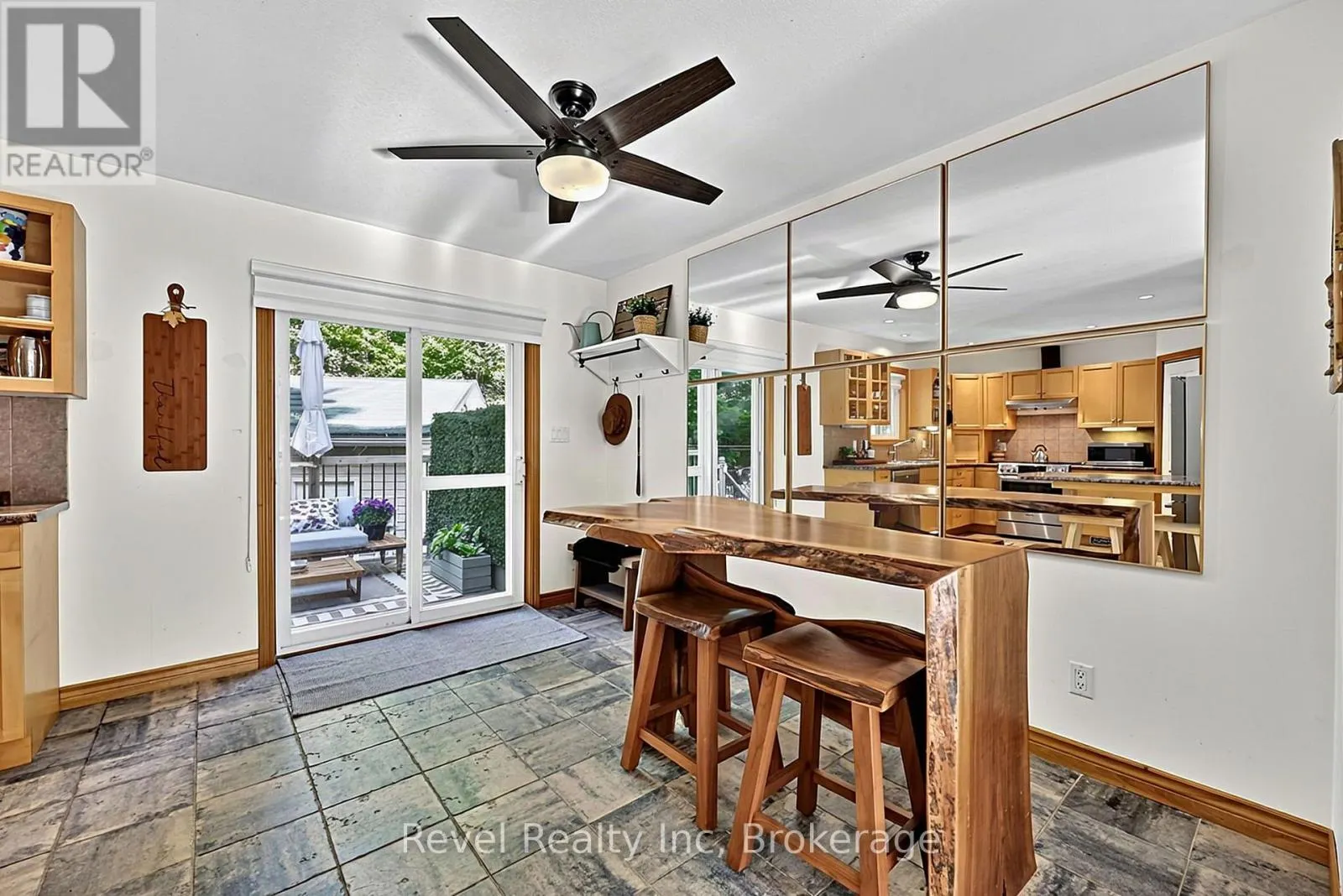 18 RUE VANIER ROAD