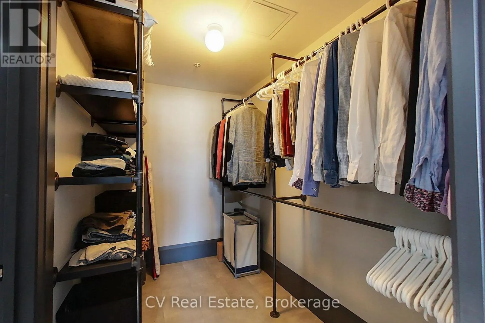 303 - 1 SHIPYARD LANE #303