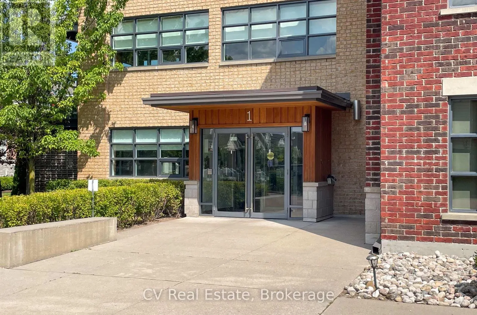 303 - 1 SHIPYARD LANE #303