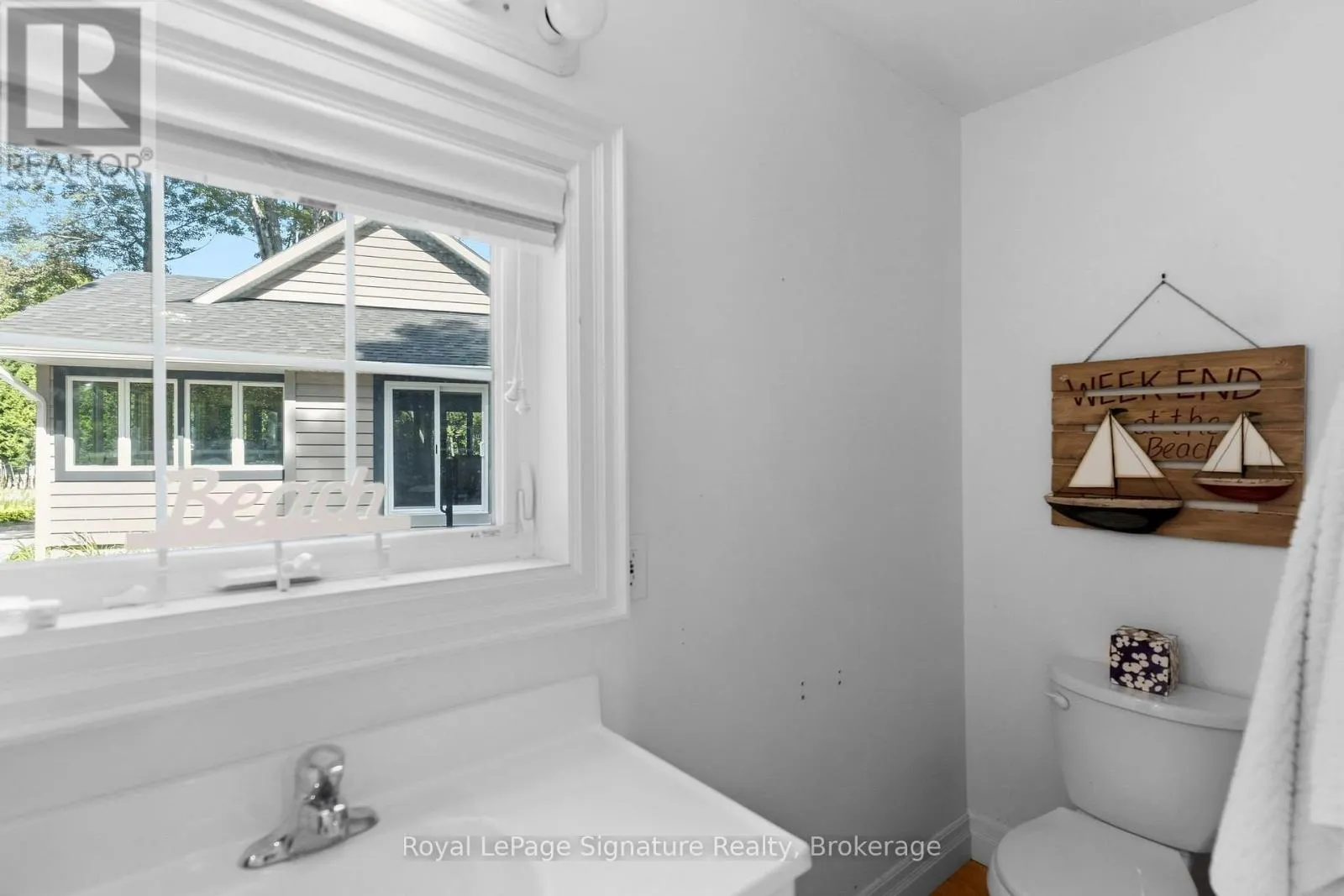 103 GREEN POINT ROAD