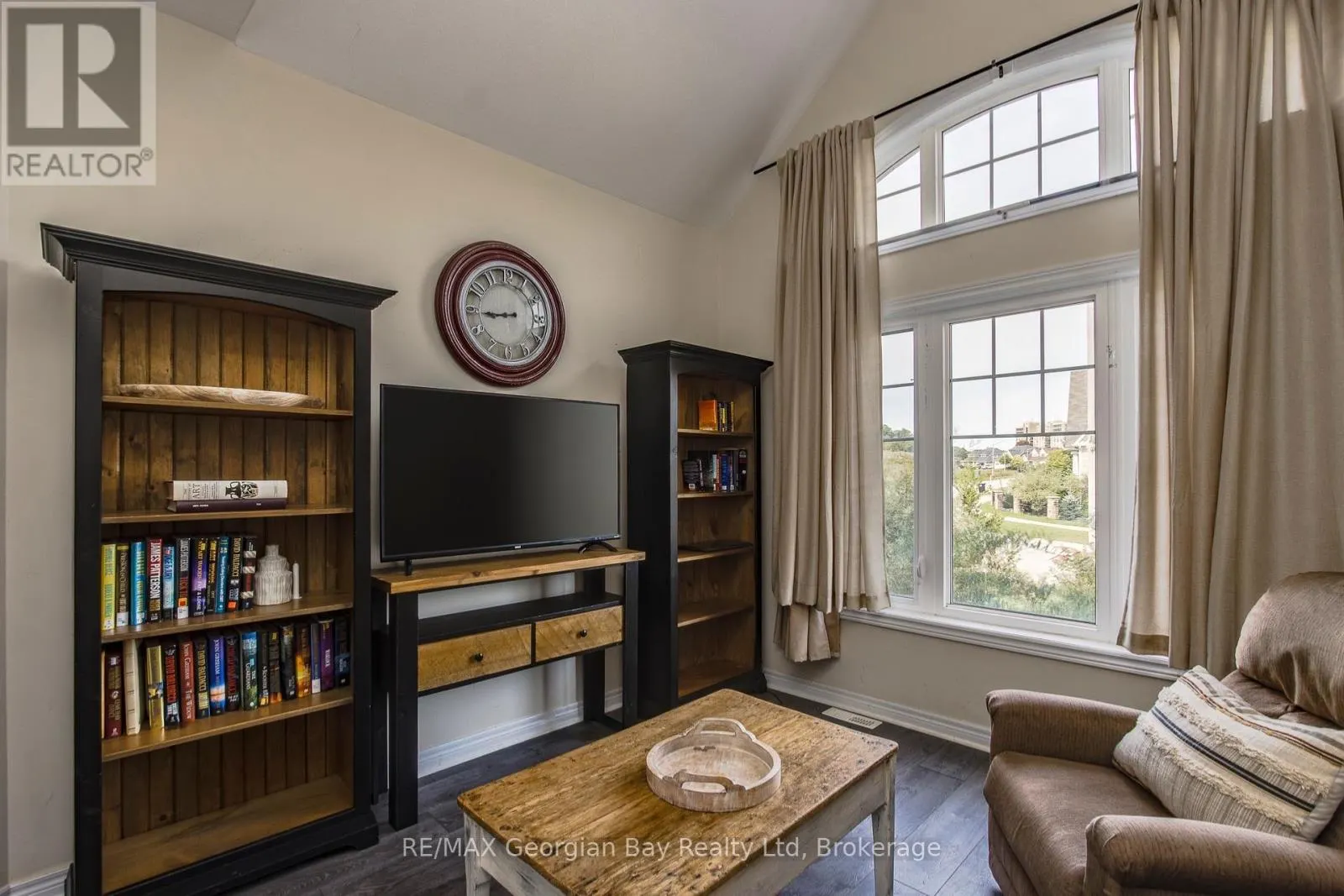 68 RIVERWALK PLACE
