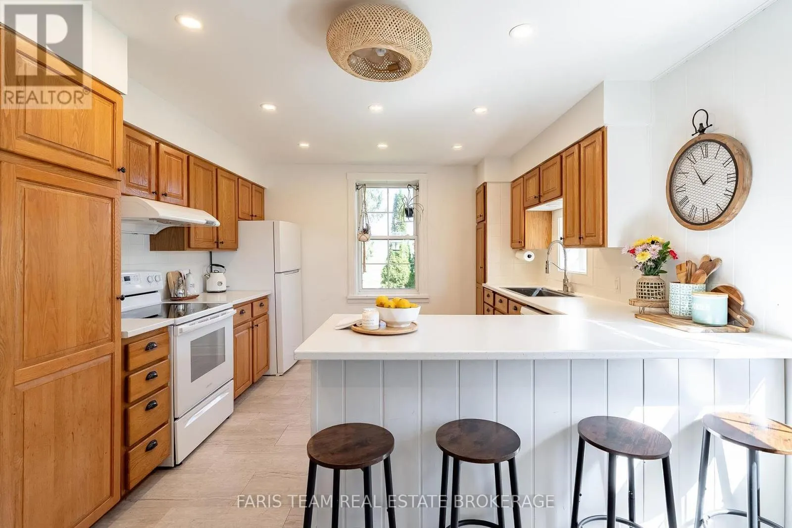 1346 PENETANGUISHENE ROAD